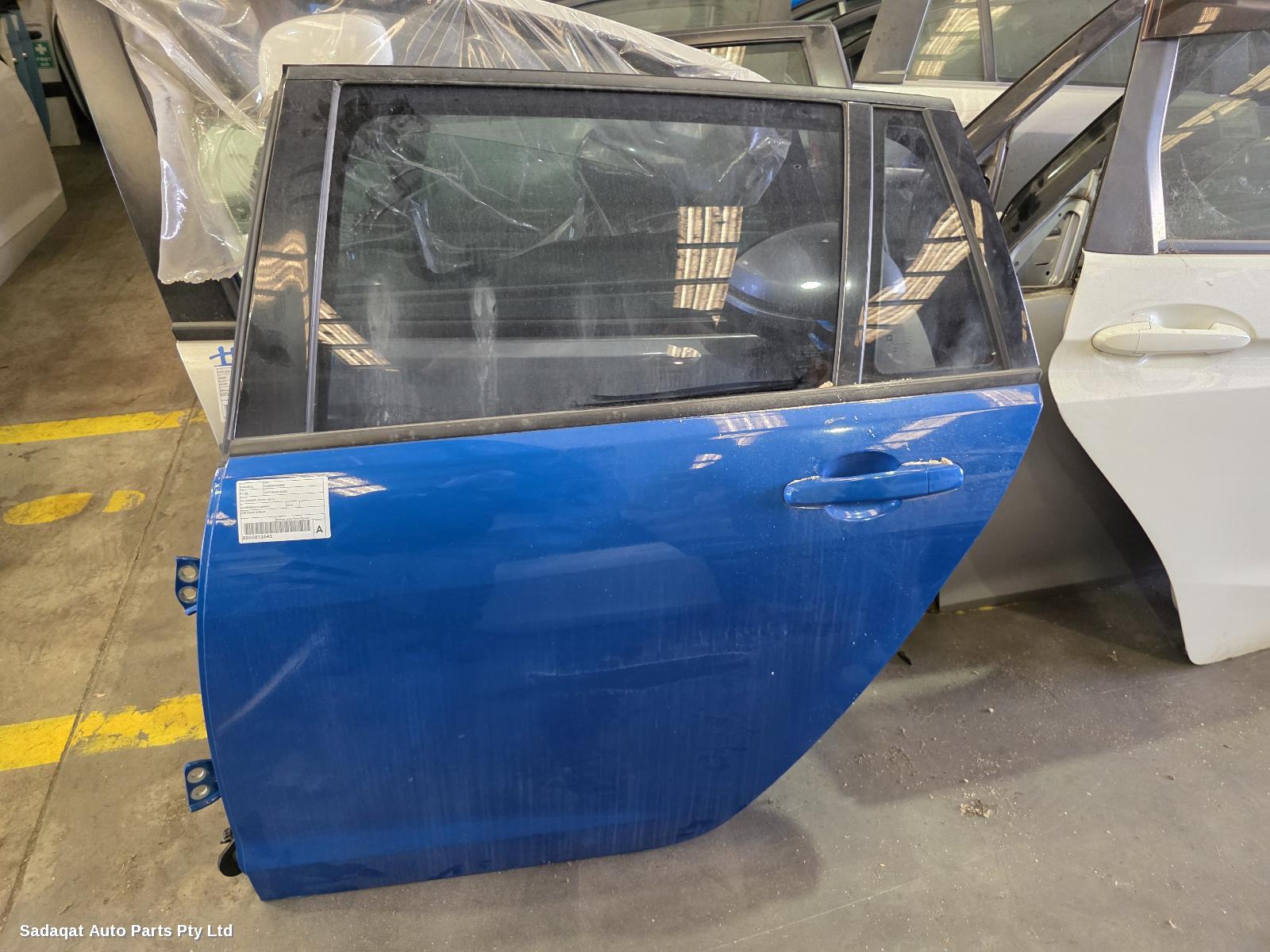 Holden Commodore Left Rear Door/sliding