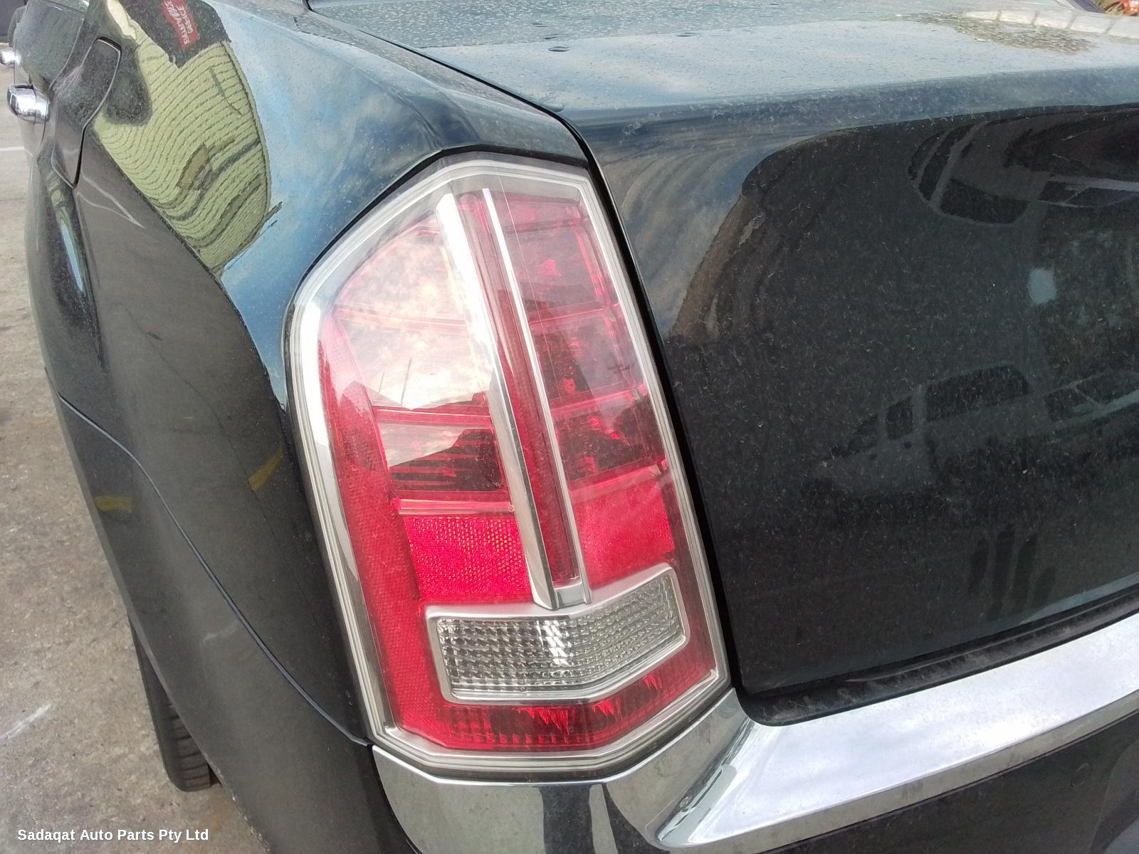 Chrysler 300c Left Guard Liner