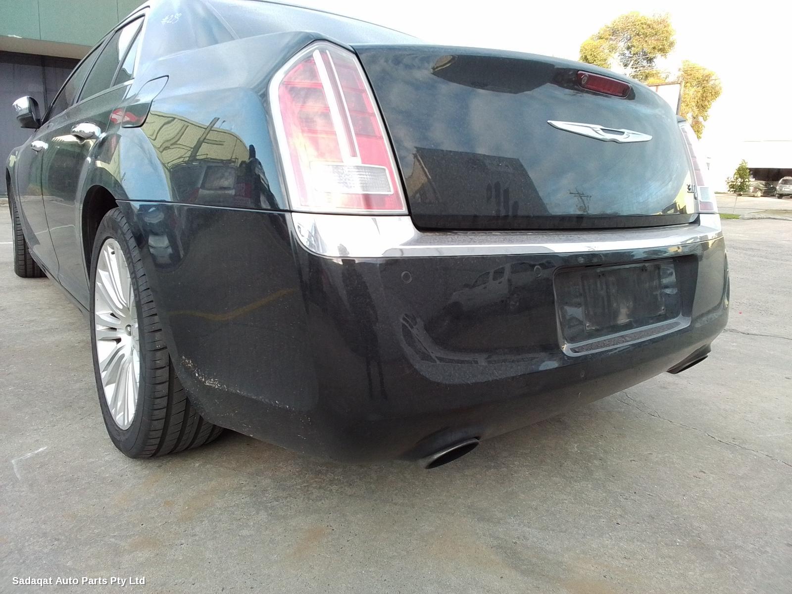 Chrysler 300c Left Guard Liner