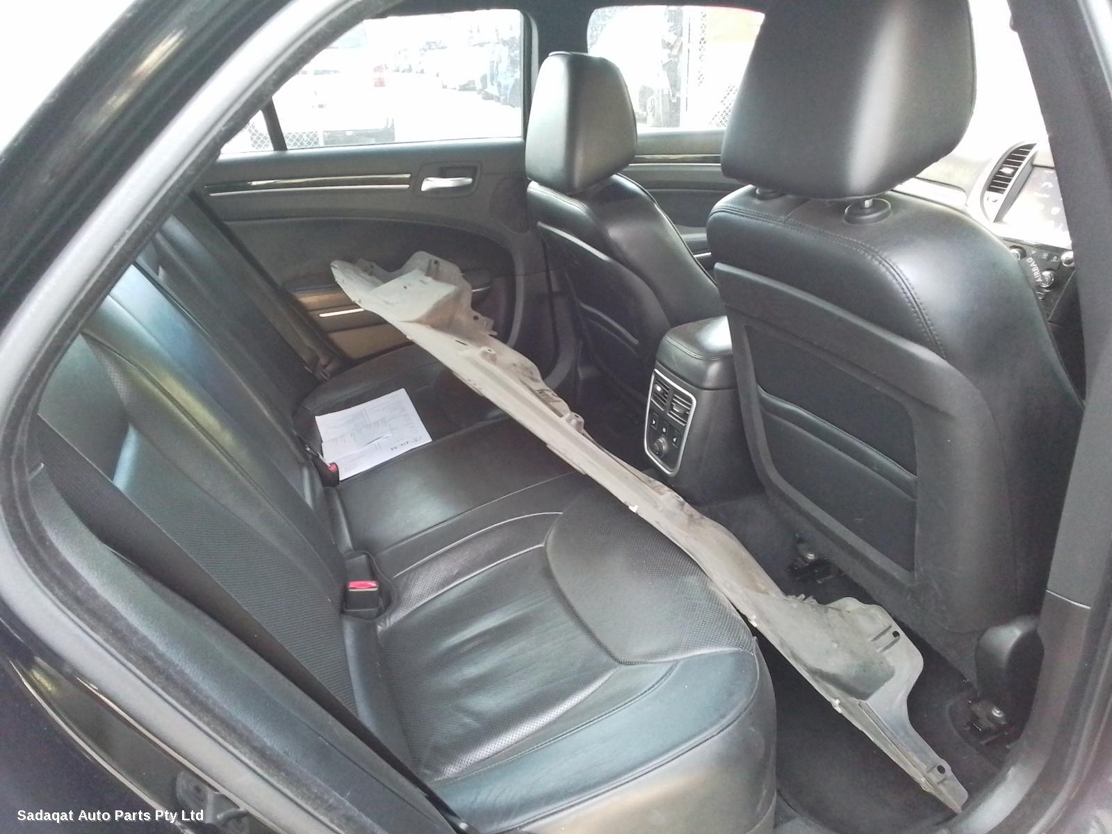 Chrysler 300c Left Guard Liner