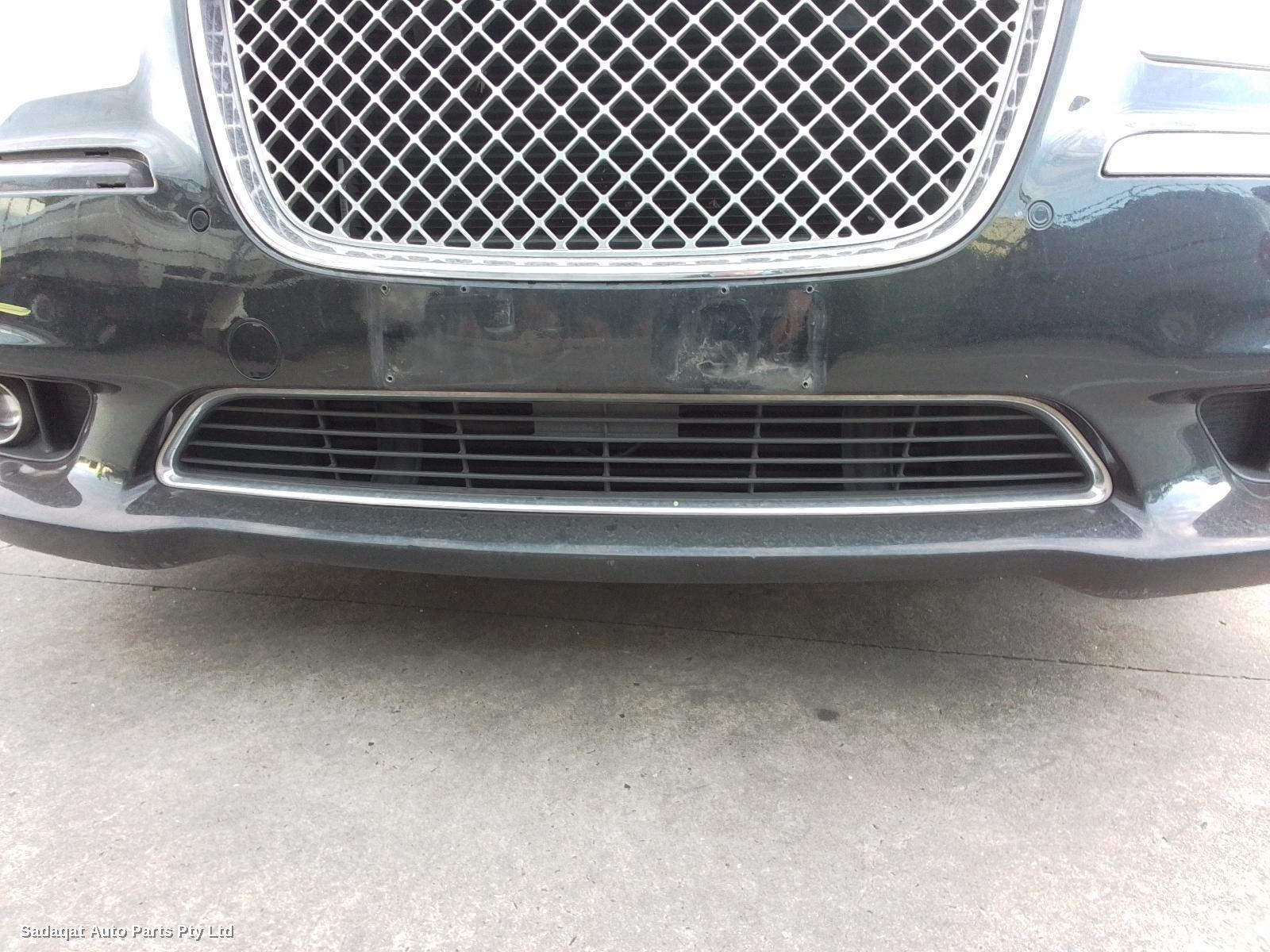 Chrysler 300c Left Guard Liner