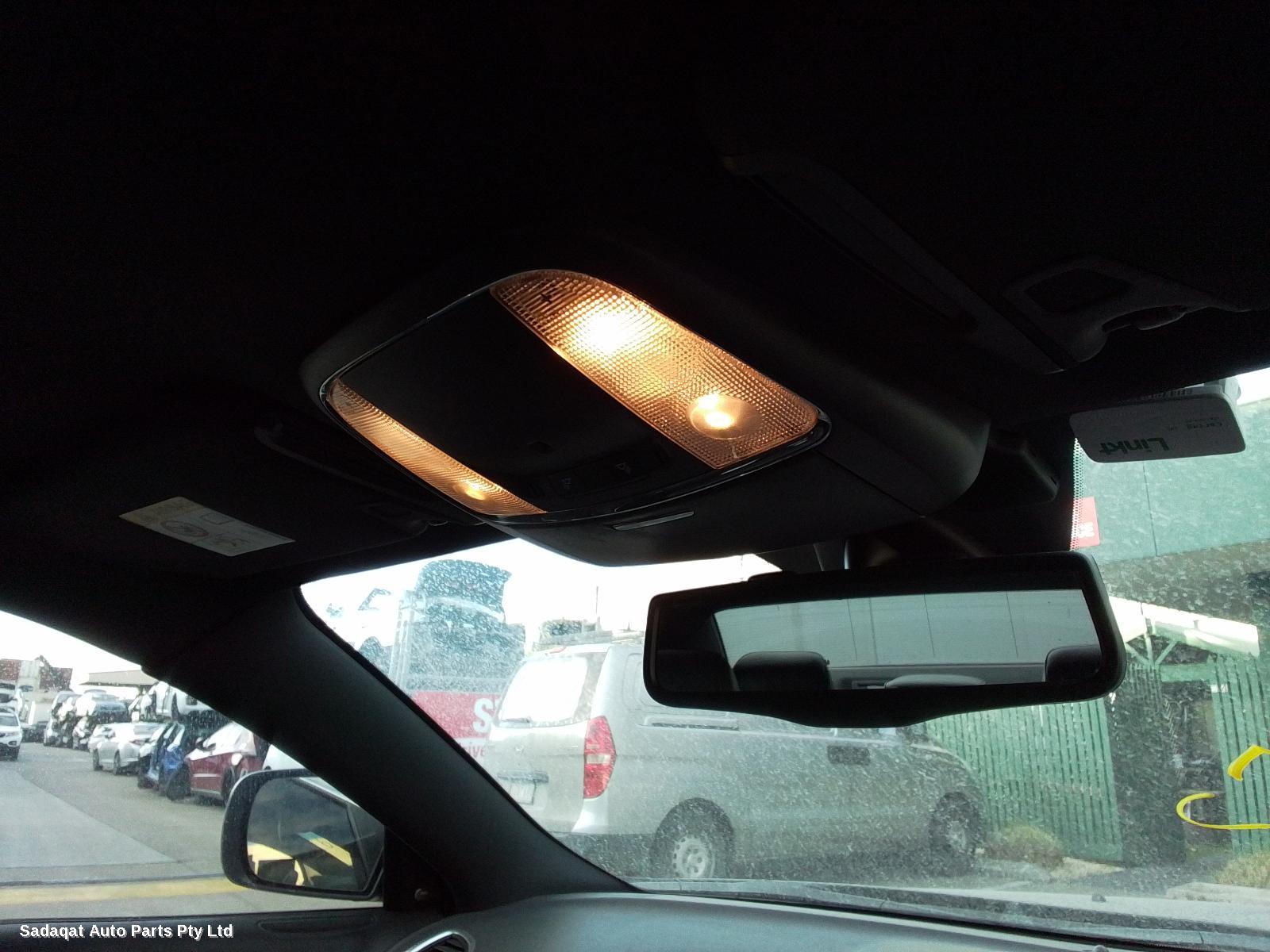 Chrysler 300c Left Guard Liner