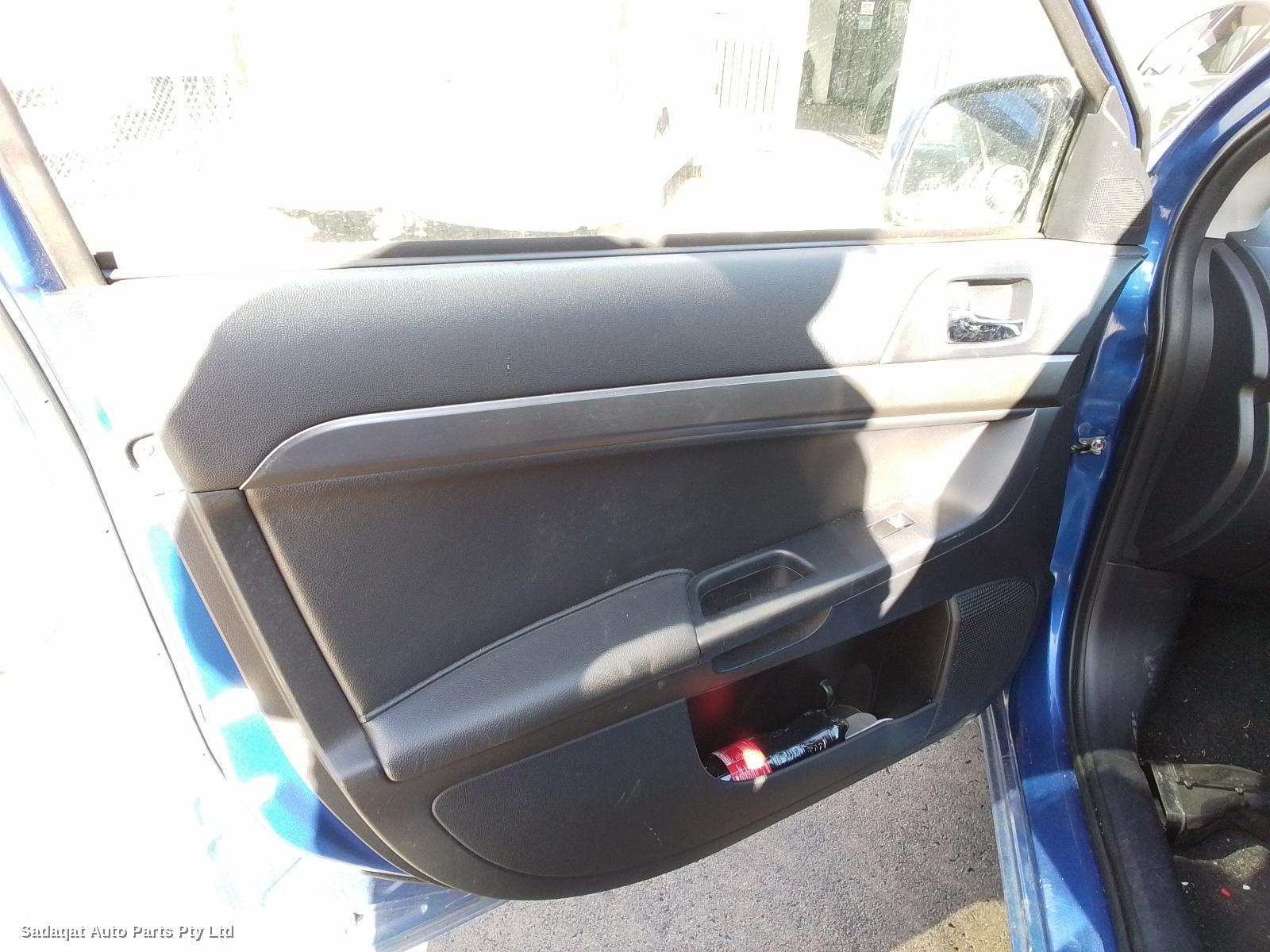 Mitsubishi Lancer Right Door Mirror