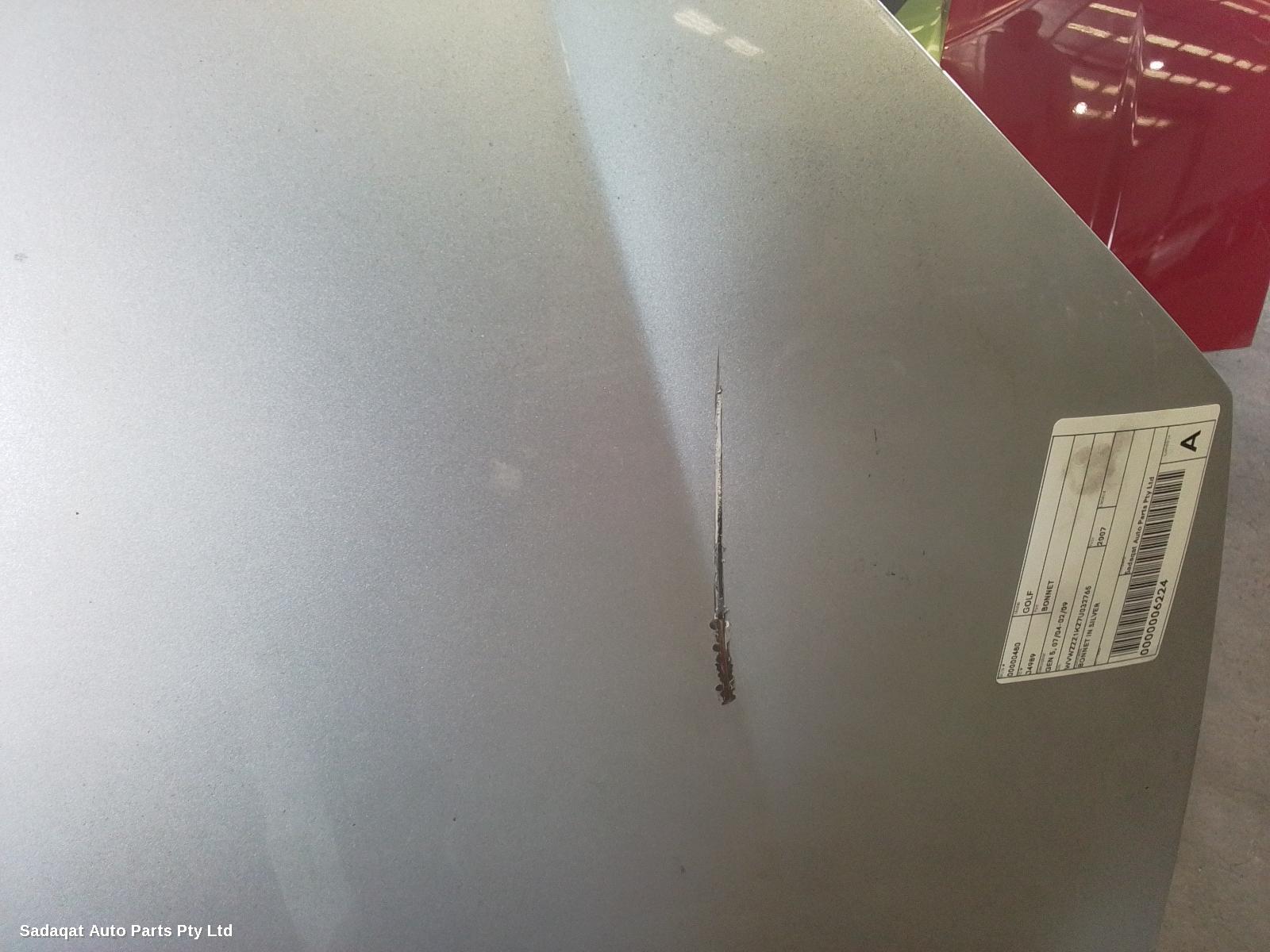 Volkswagen Golf Bonnet