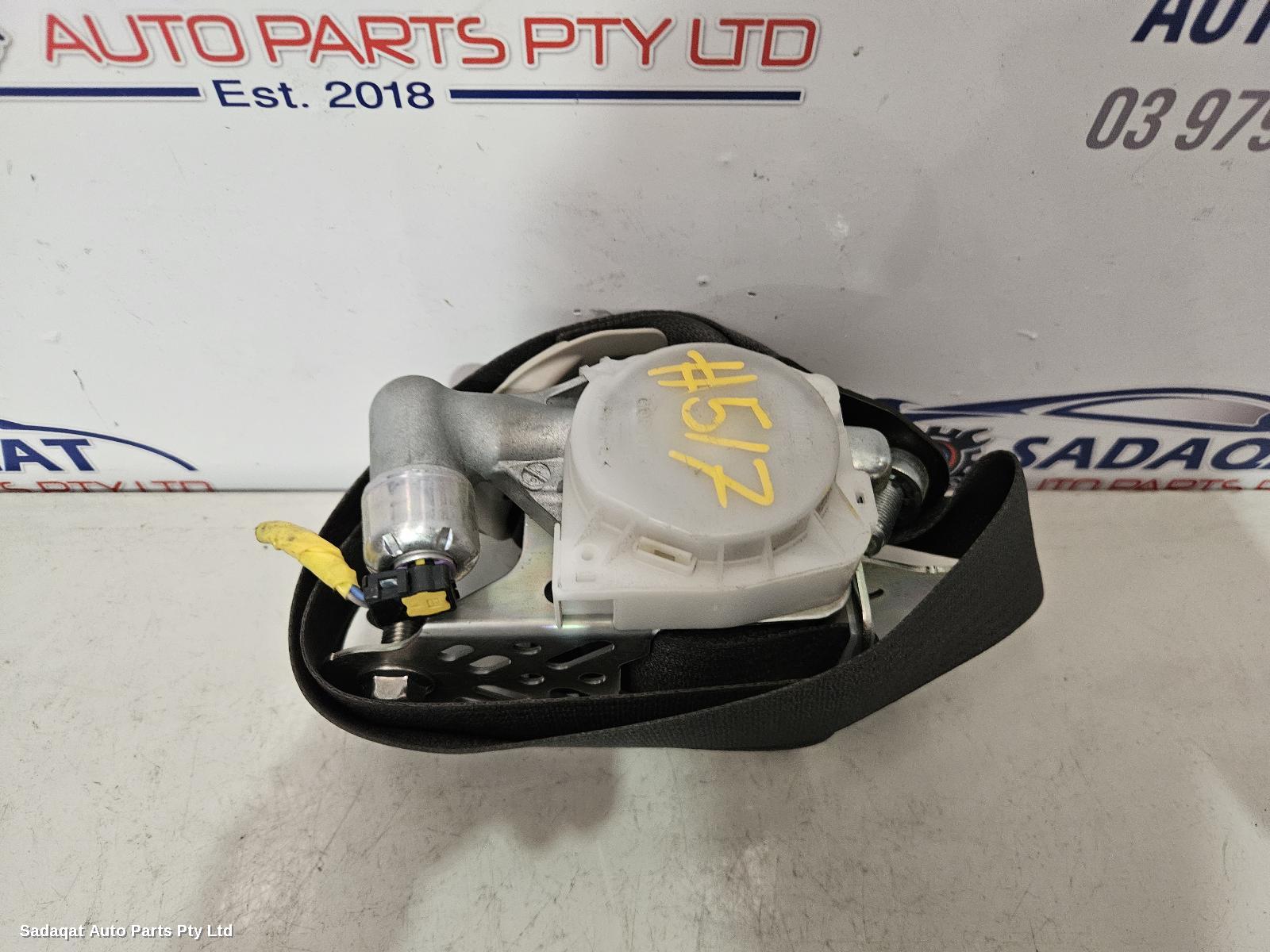 Subaru Outback Seatbelt/stalk