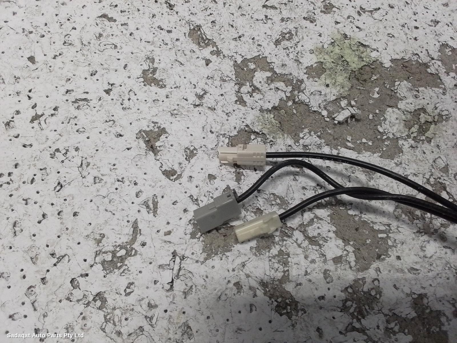 Mitsubishi Eclipse Cross Antenna