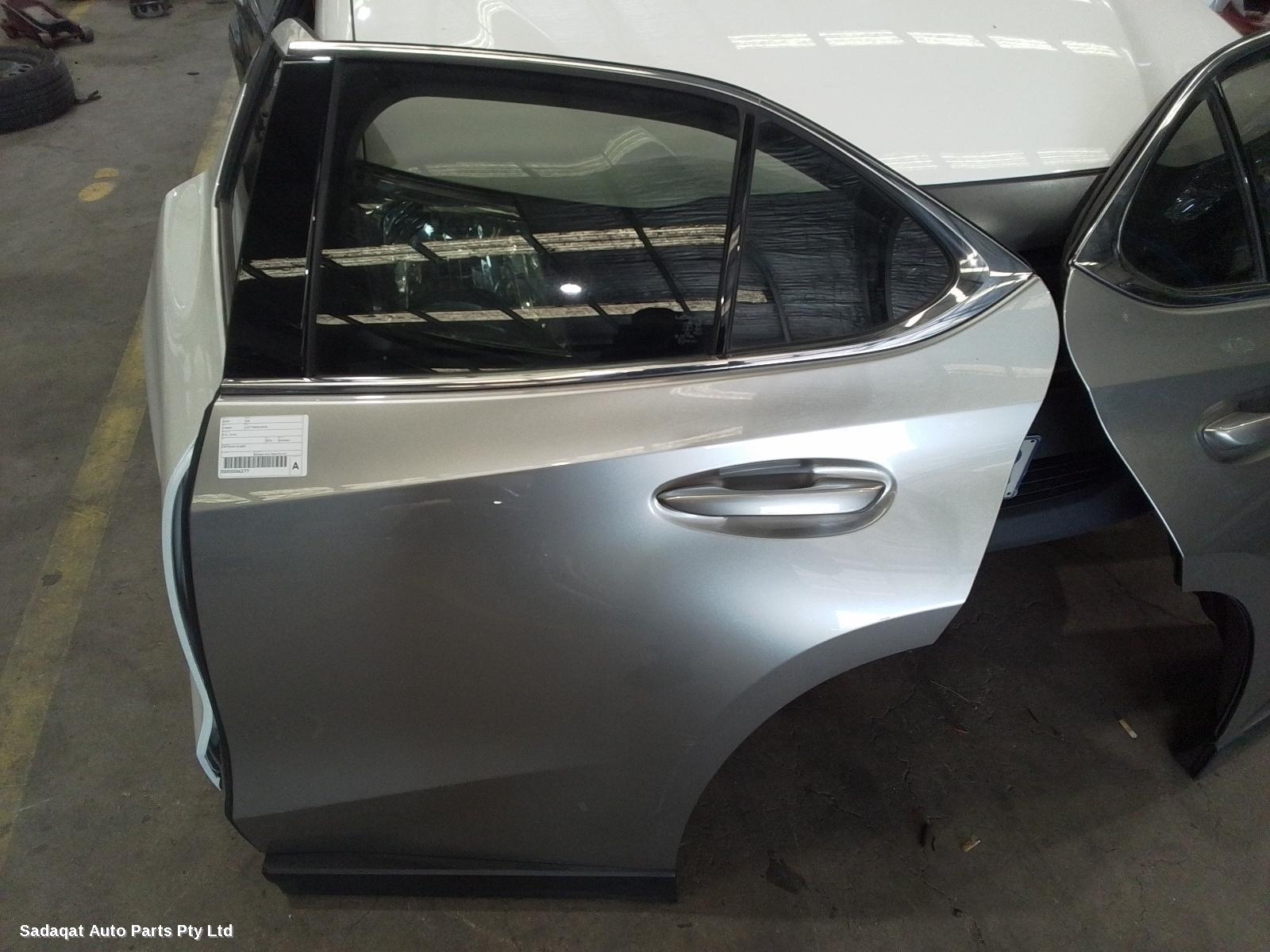 Lexus Ux Left Rear Door/sliding