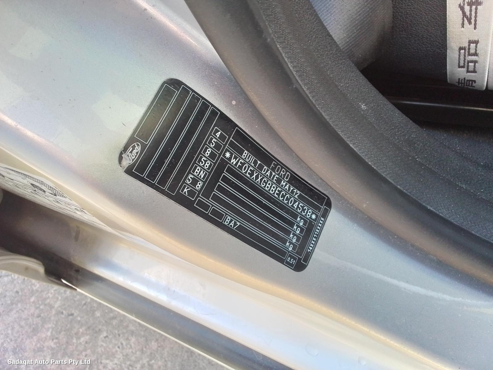 Ford Mondeo R/bar Bracket/reinfo