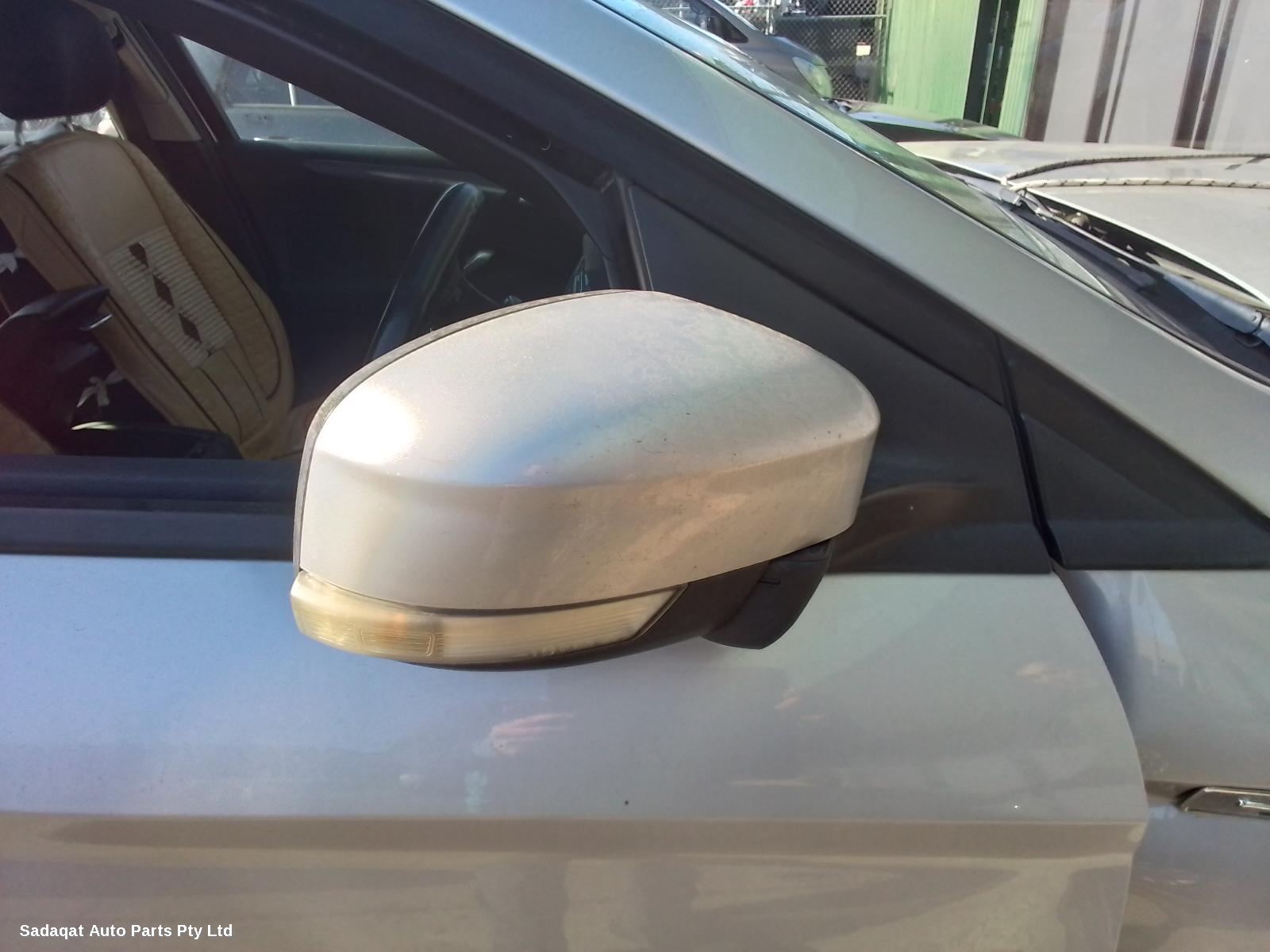 Ford Mondeo R/bar Bracket/reinfo