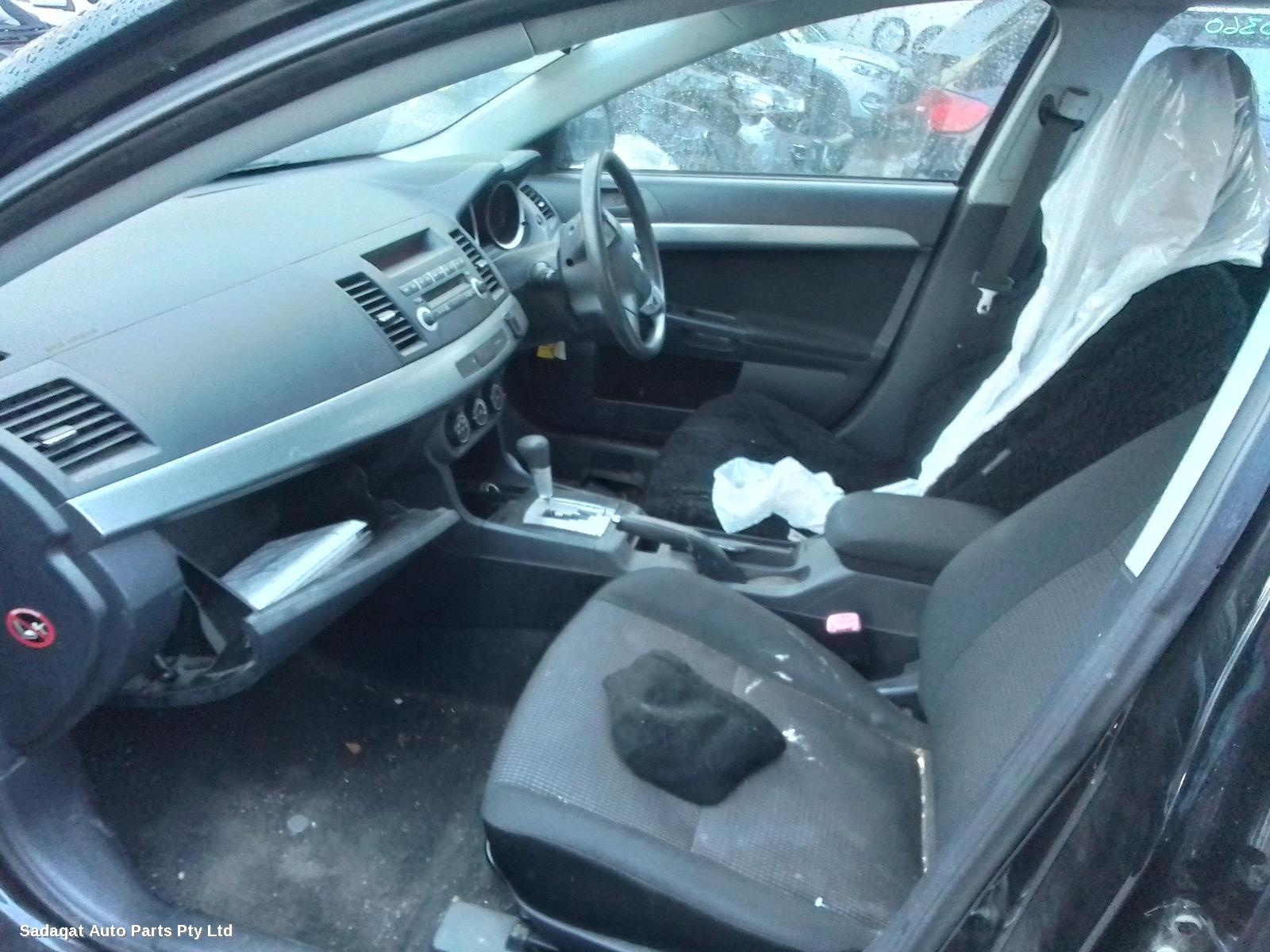 Mitsubishi Lancer Right Door Mirror