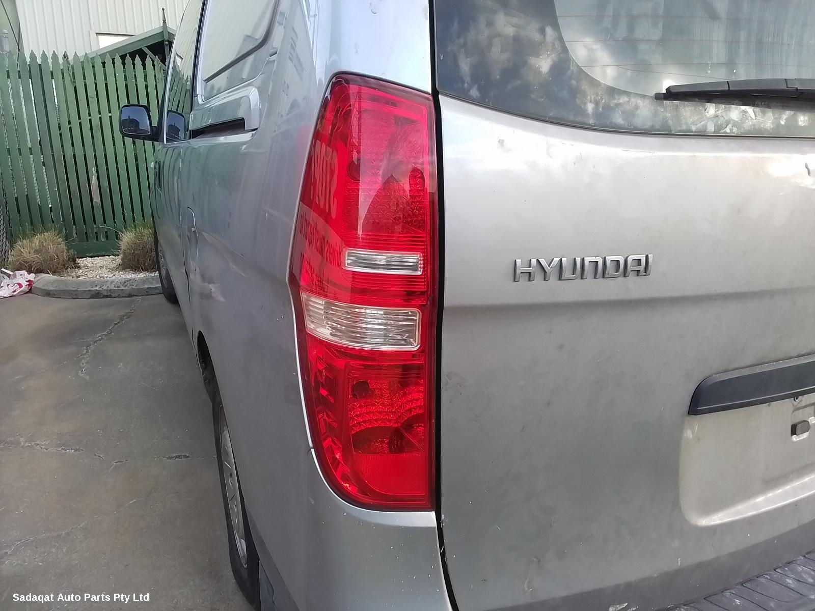 Hyundai Iload/imax Right Front Door
