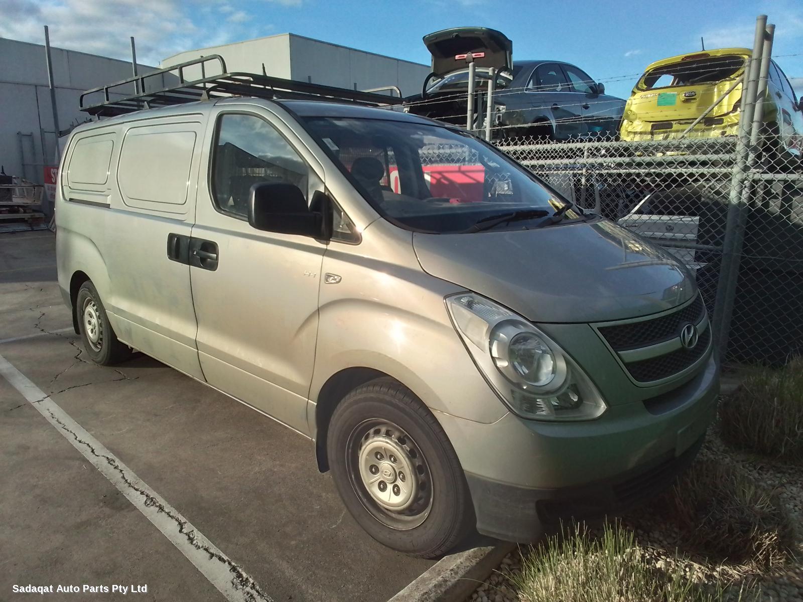 Hyundai Iload/imax Right Front Door