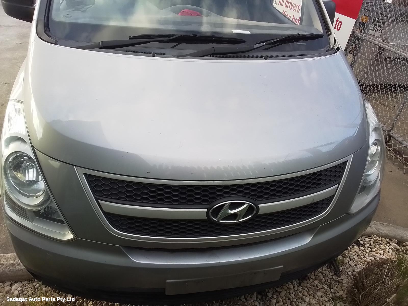 Hyundai Iload/imax Right Front Door