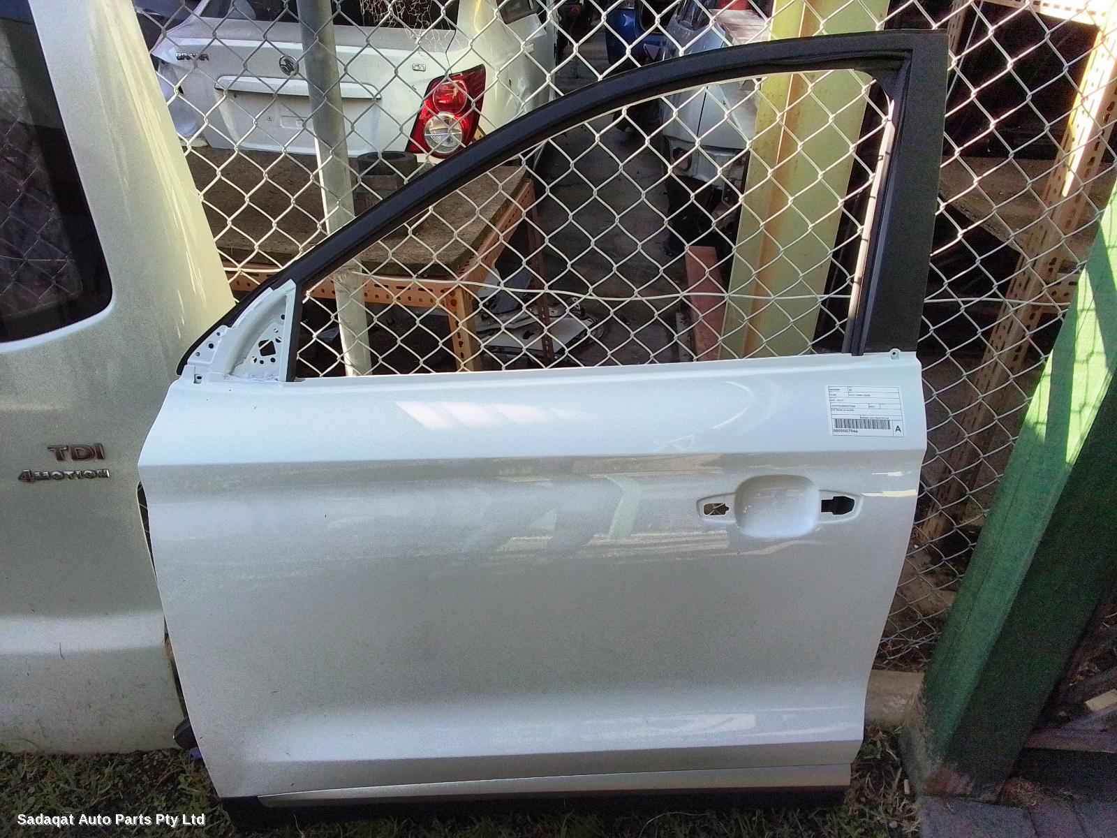 Mg Zs Left Front Door