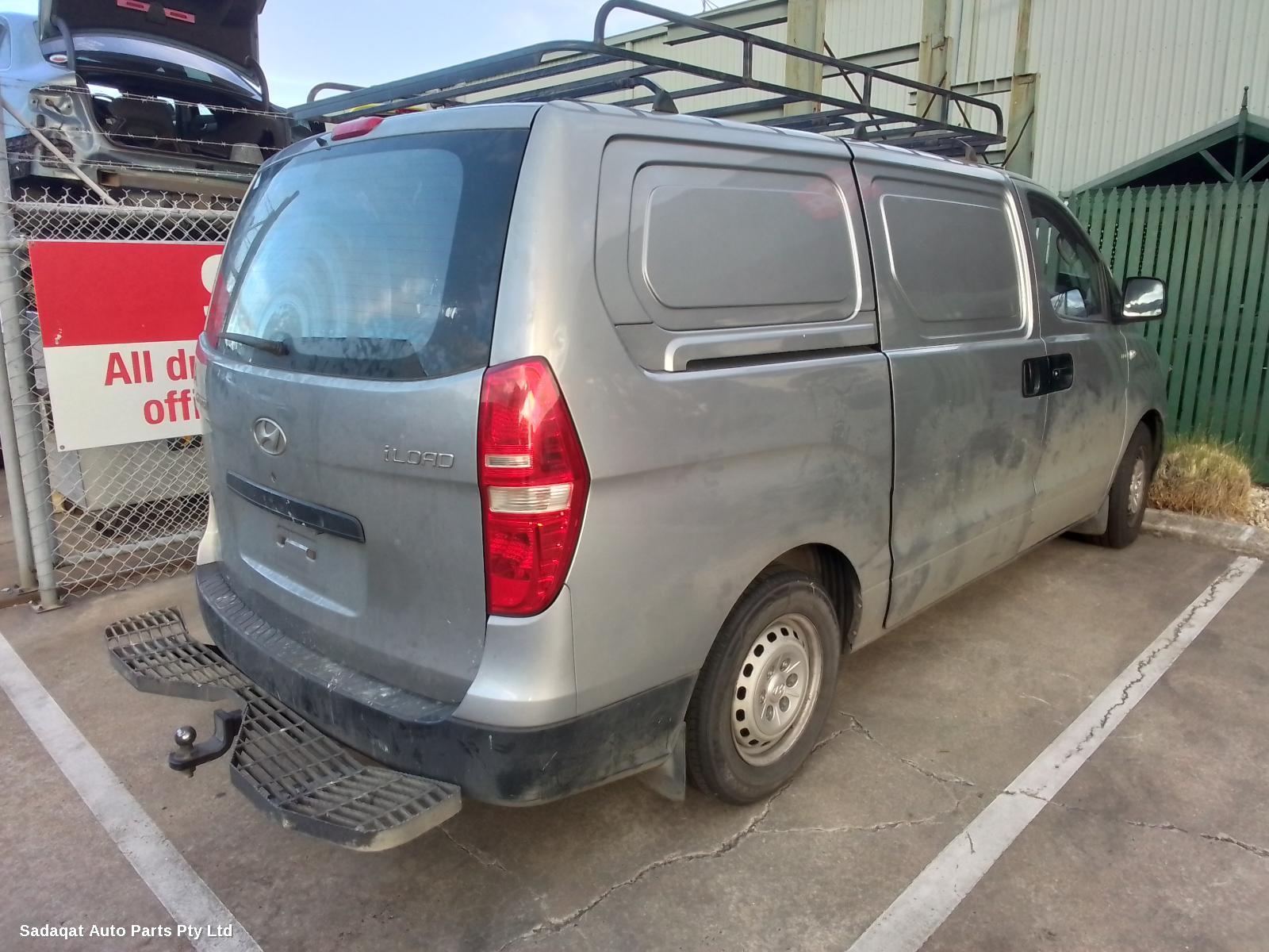 Hyundai Iload/imax Right Front Door