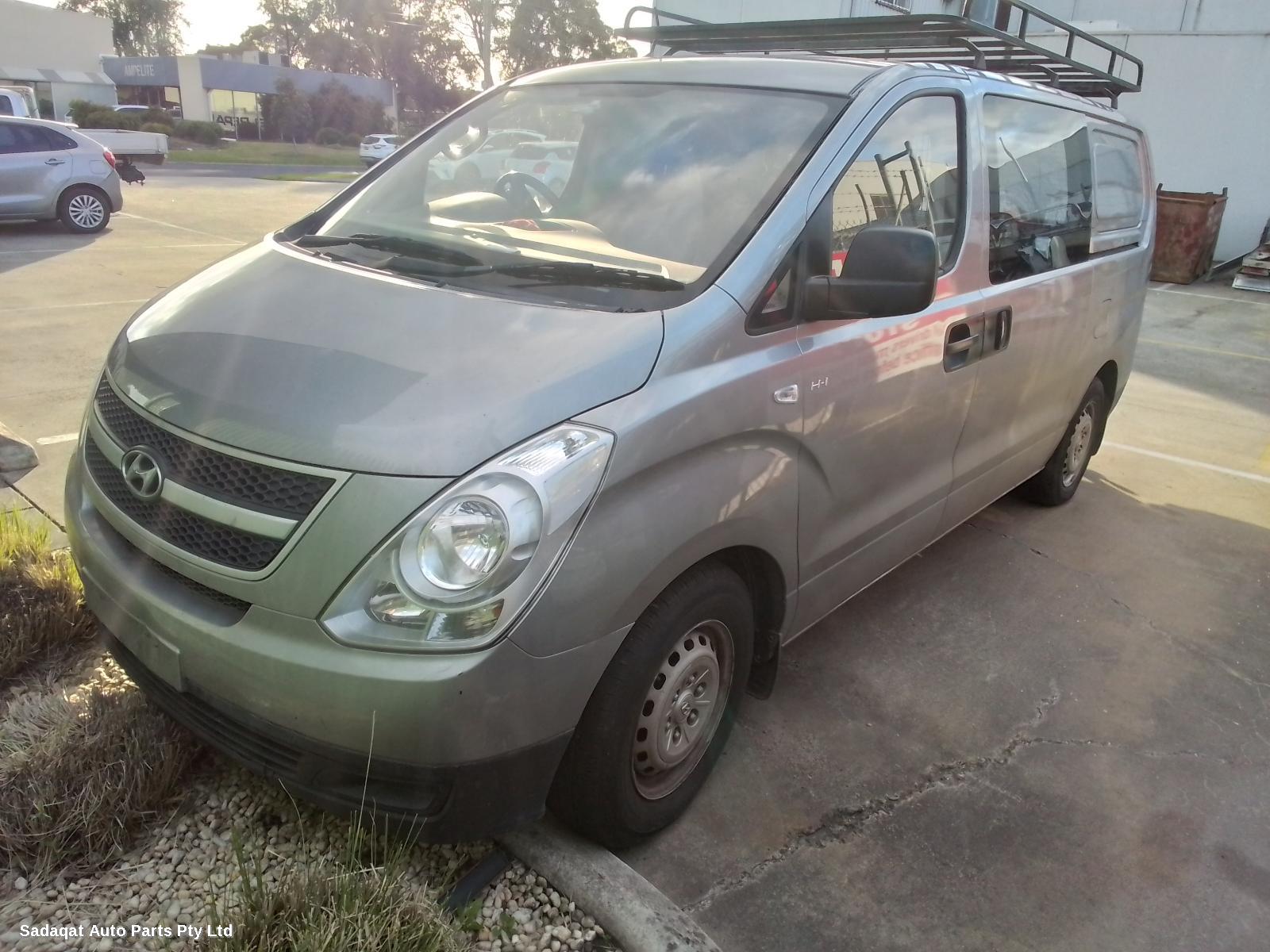 Hyundai Iload/imax Right Front Door