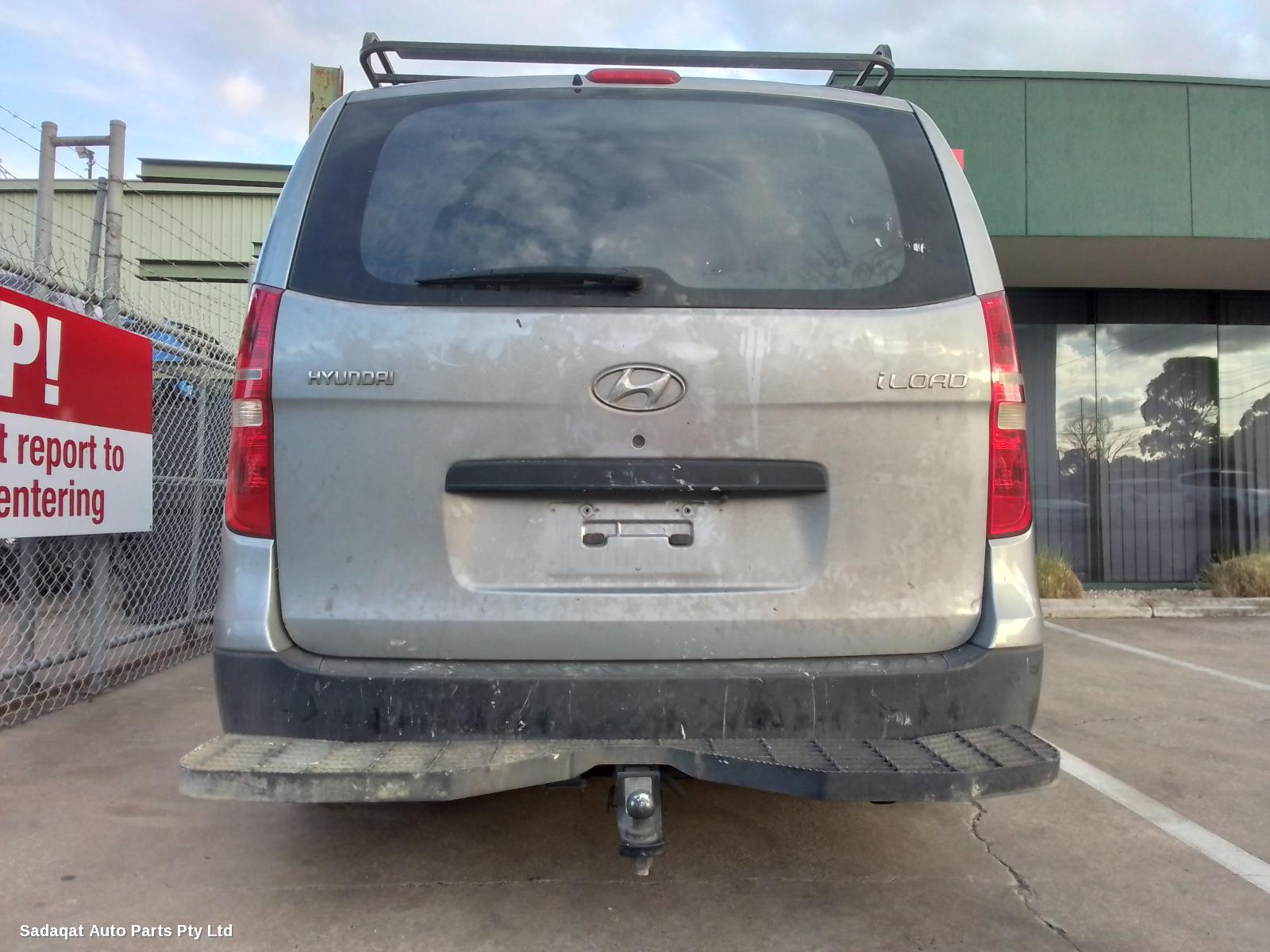 Hyundai Iload/imax Right Front Door