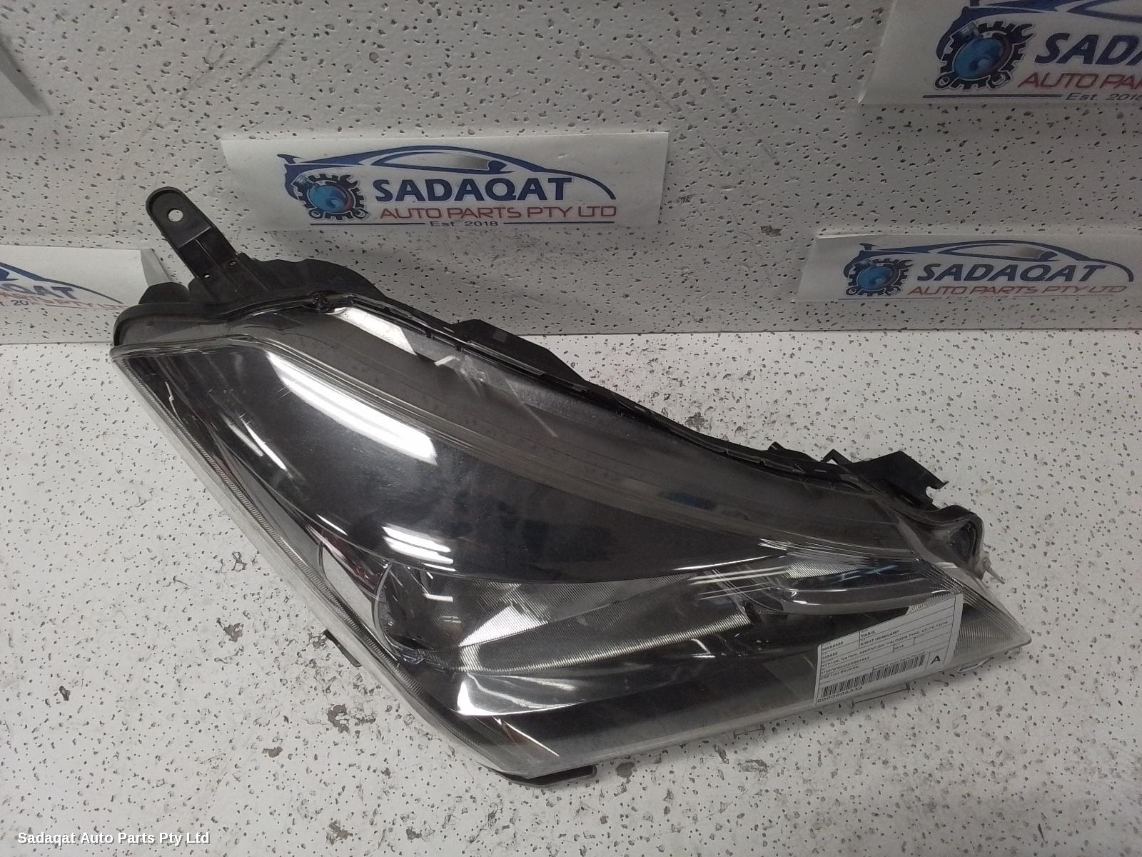 Toyota Yaris Right Headlamp