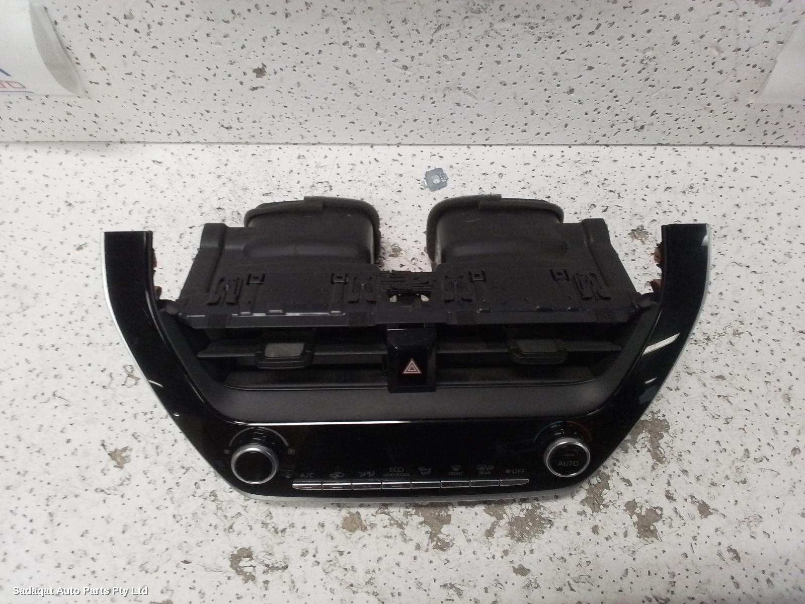 Toyota Corolla Heater/ac Controls