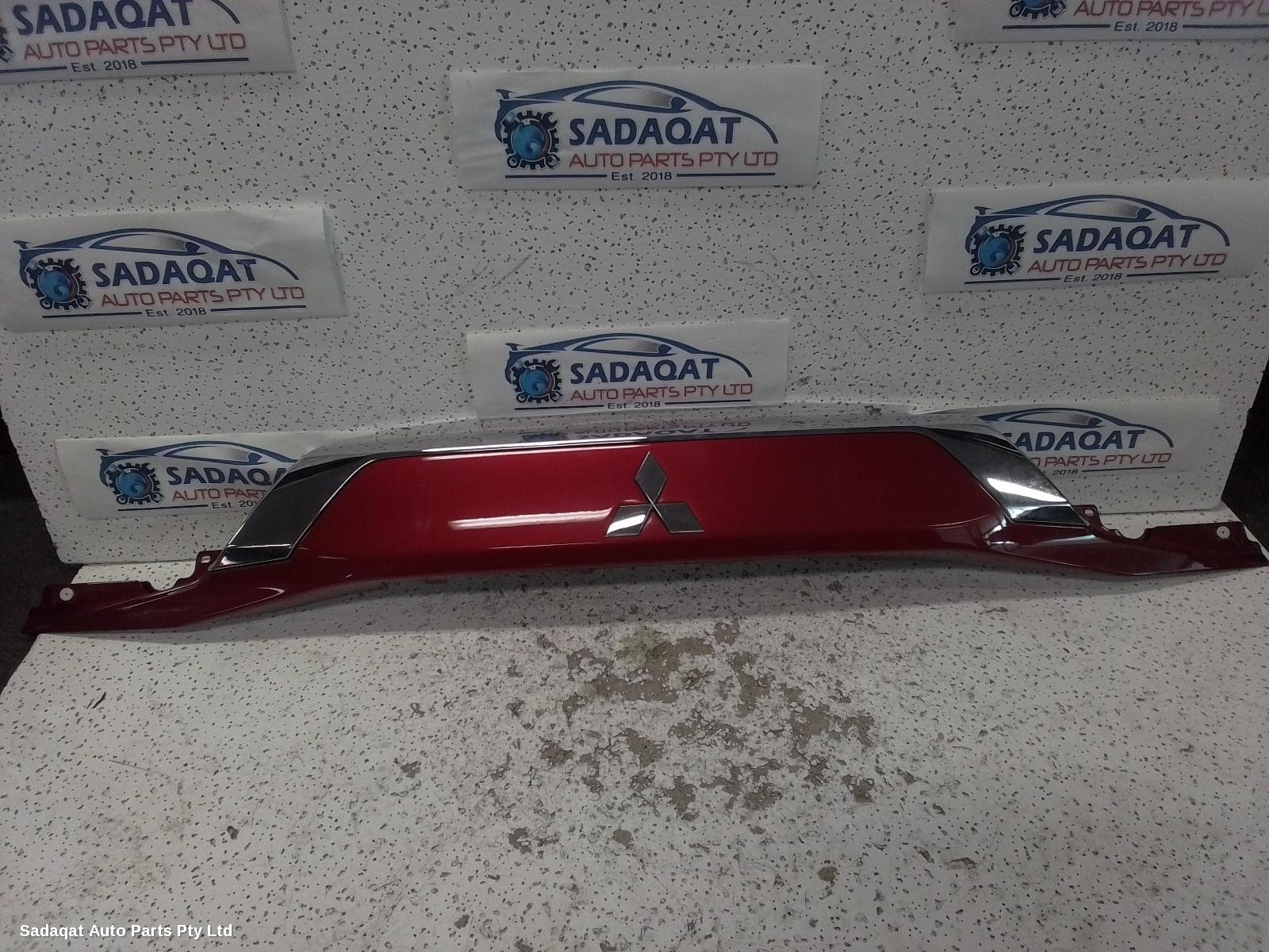 Mitsubishi Outlander Rear Garnish