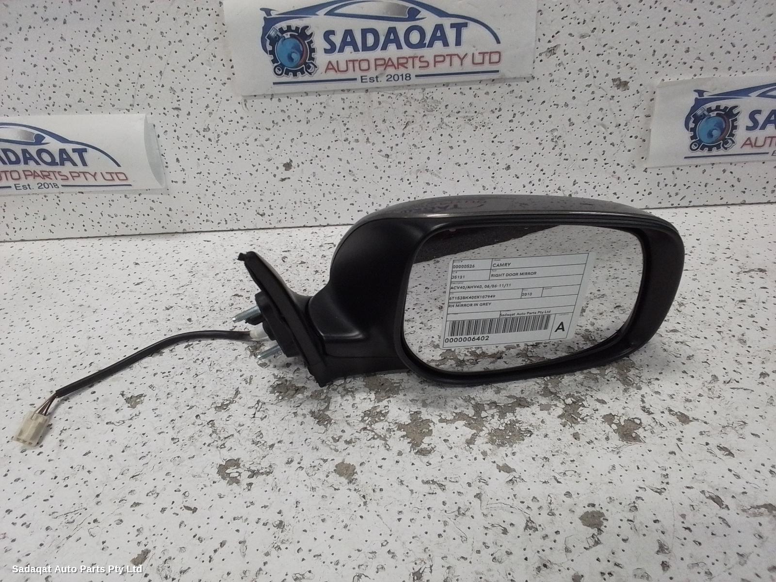 Toyota Camry Right Door Mirror