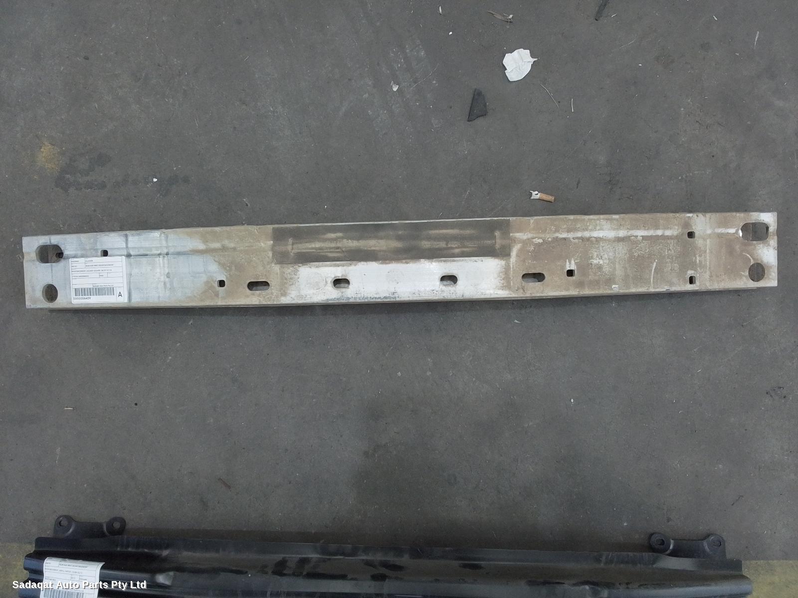 Toyota Kluger R/bar Bracket/reinfo