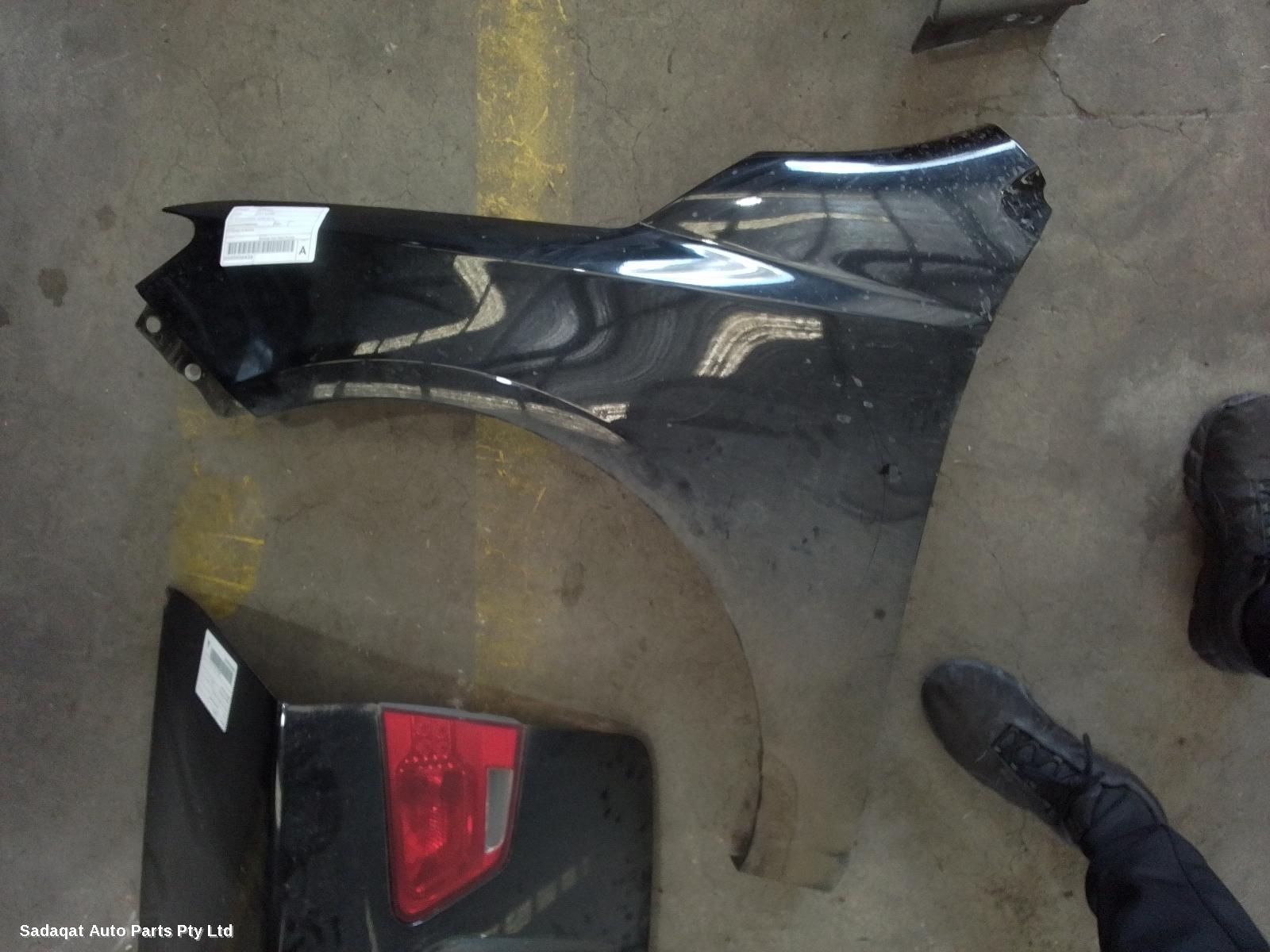 Kia Cerato Left Guard