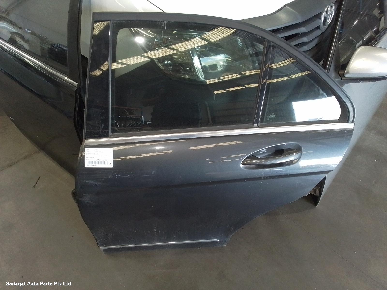 Mercedes C Class Left Rear Door/sliding