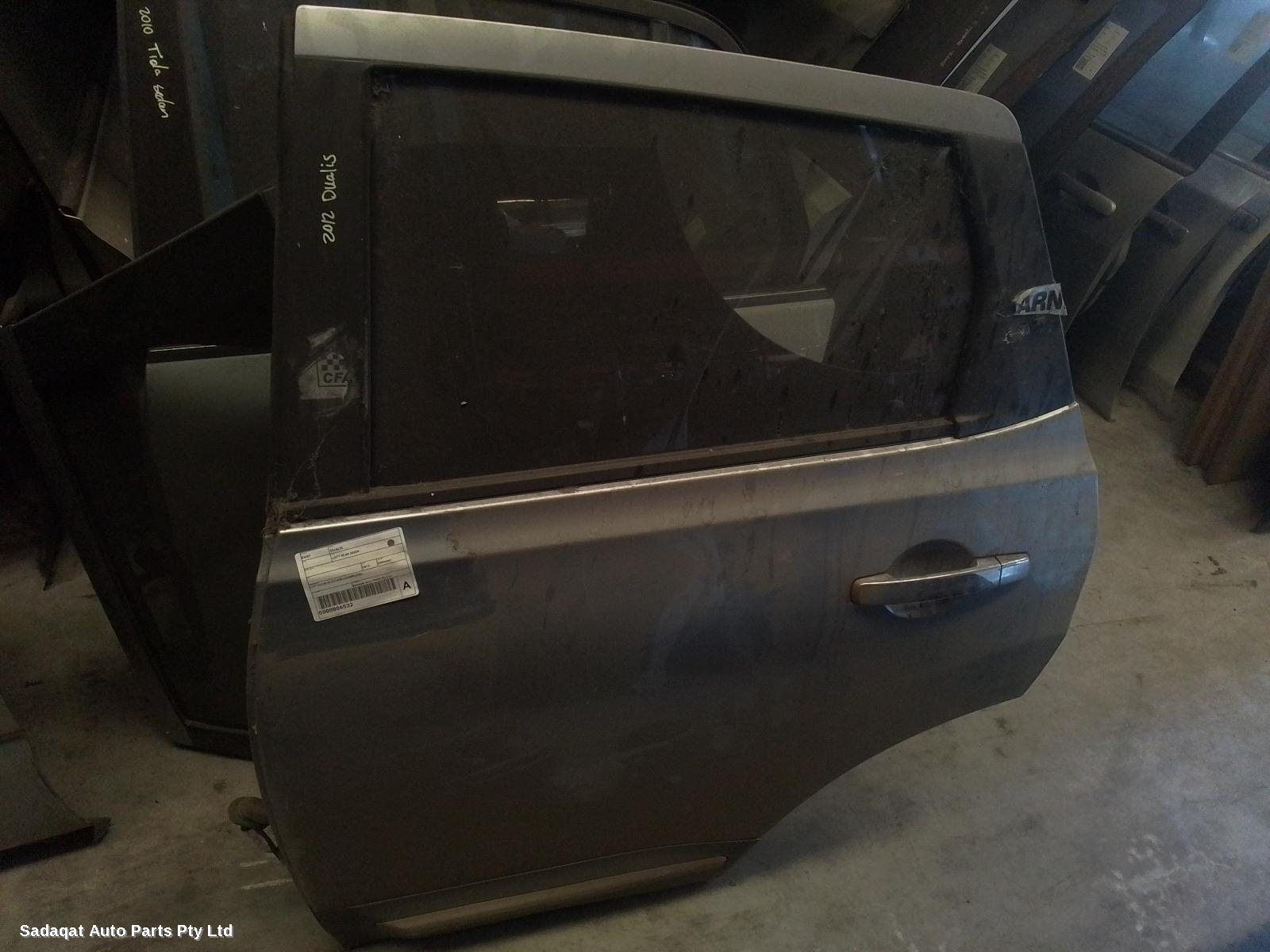 Nissan Dualis Left Rear Door/sliding