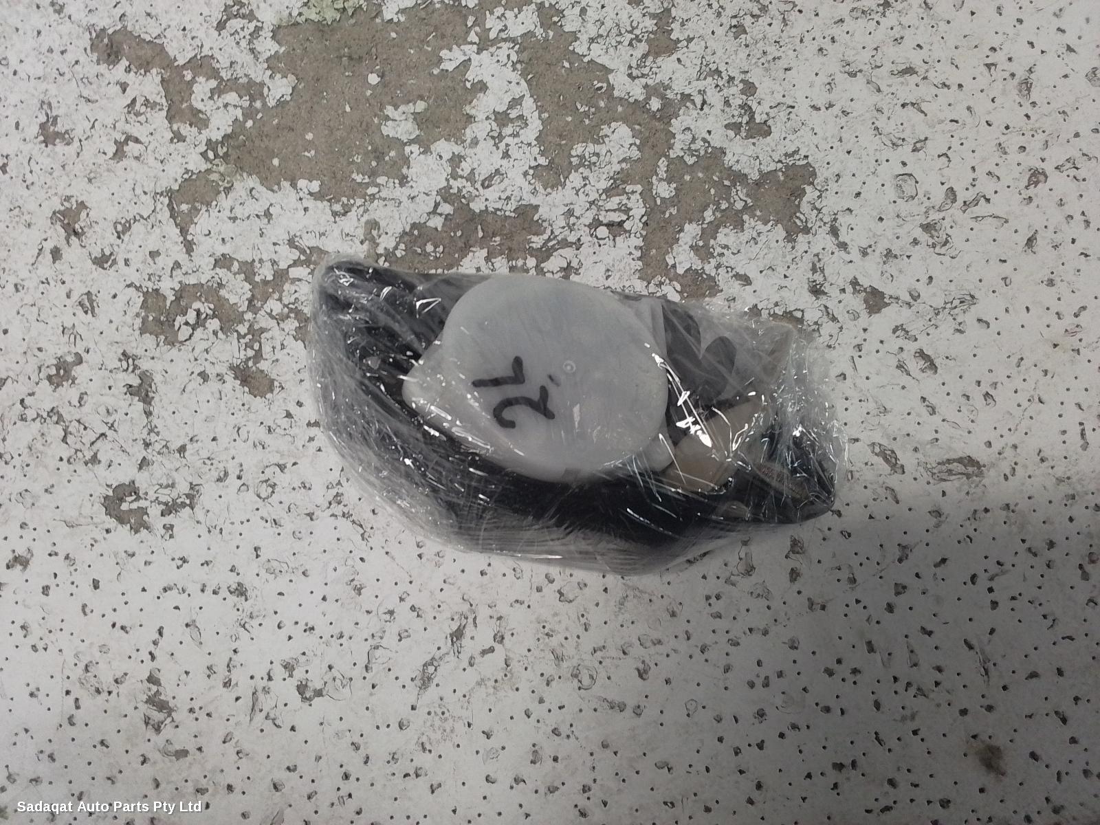 Mitsubishi Outlander Seatbelt/stalk