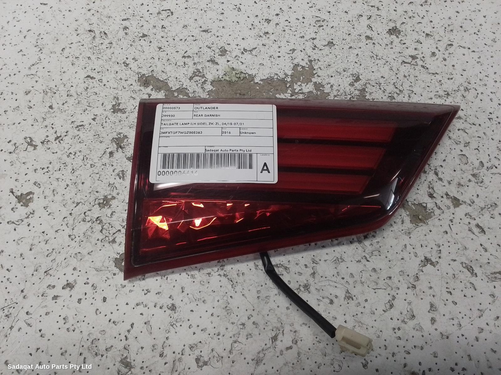 Mitsubishi Outlander Rear Garnish