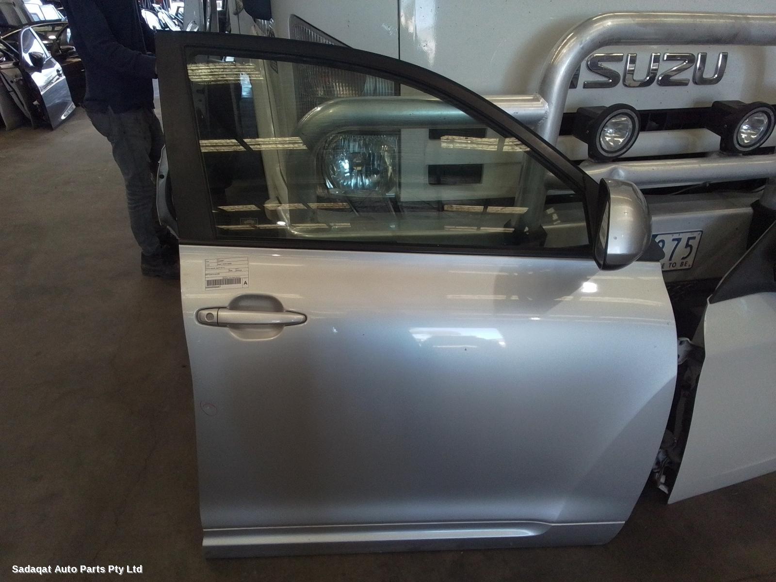Toyota Kluger Right Front Door