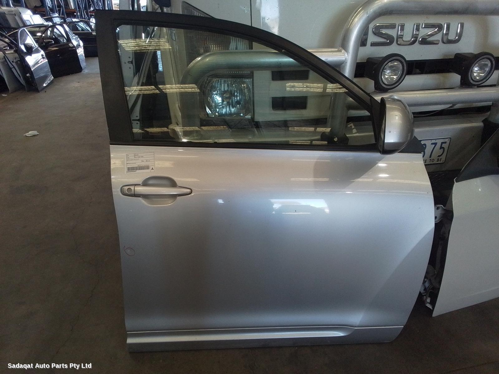 Toyota Kluger Right Front Door