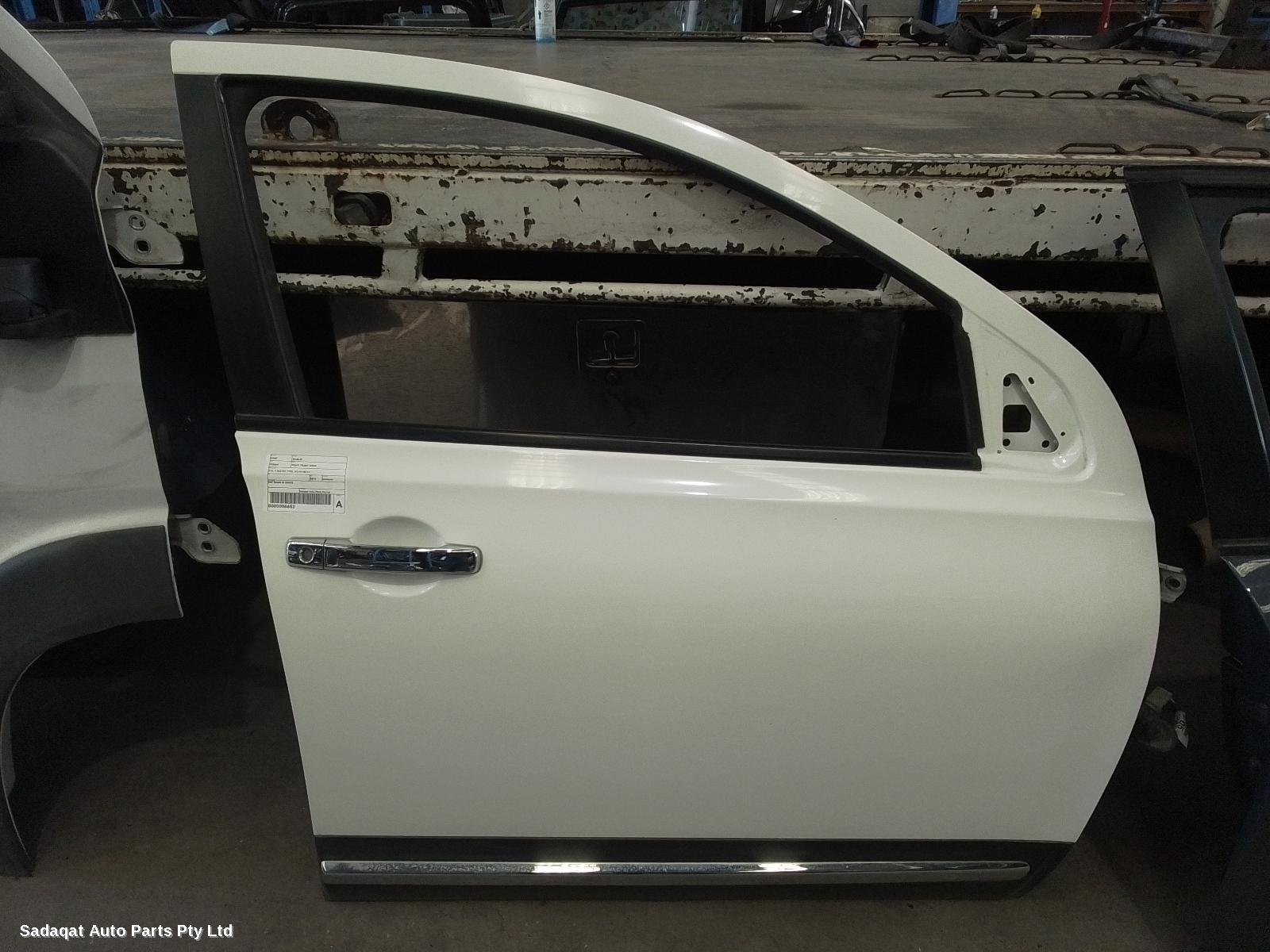 Nissan Dualis Right Front Door