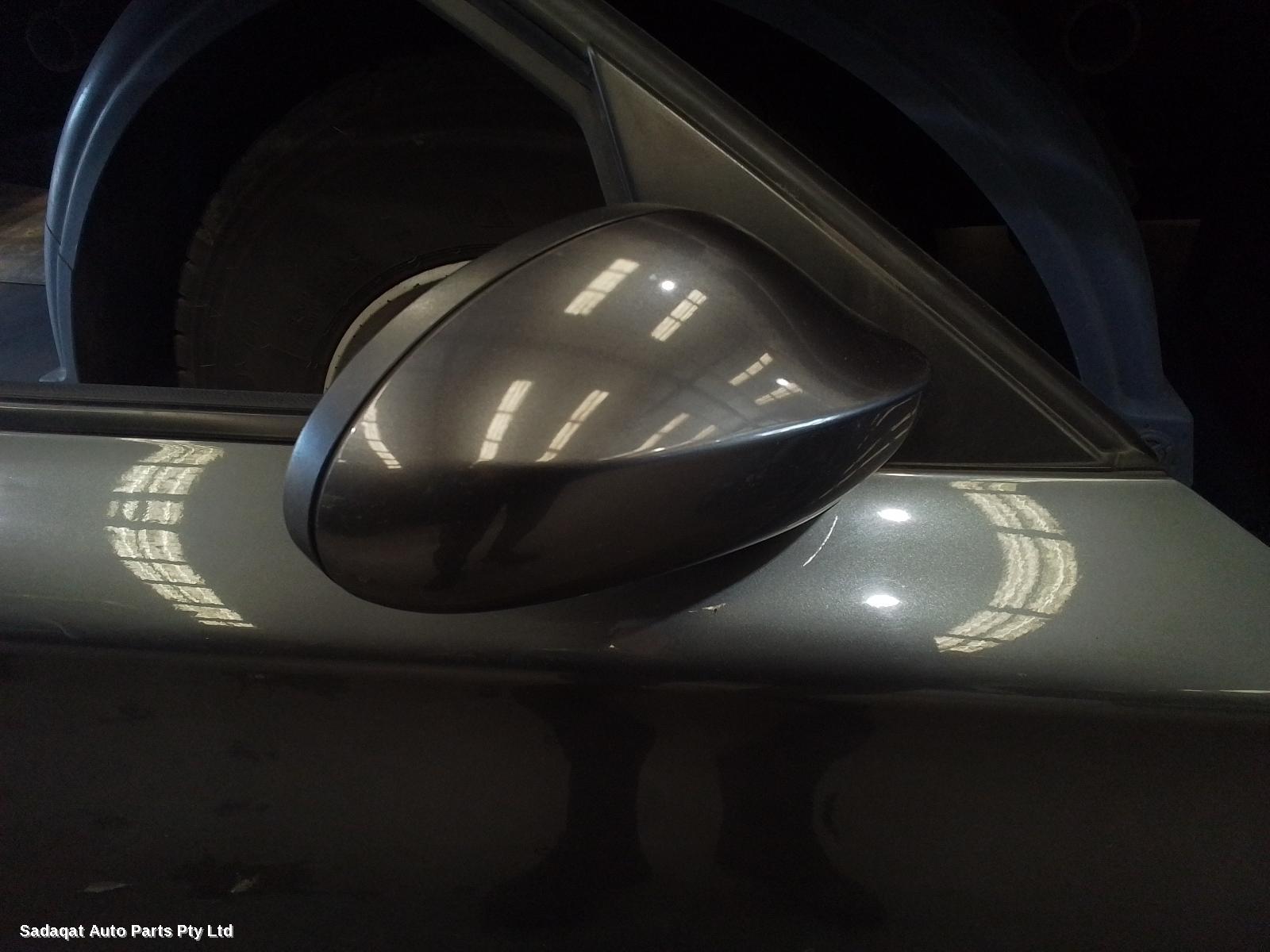 Bmw 1 Series Right Door Mirror