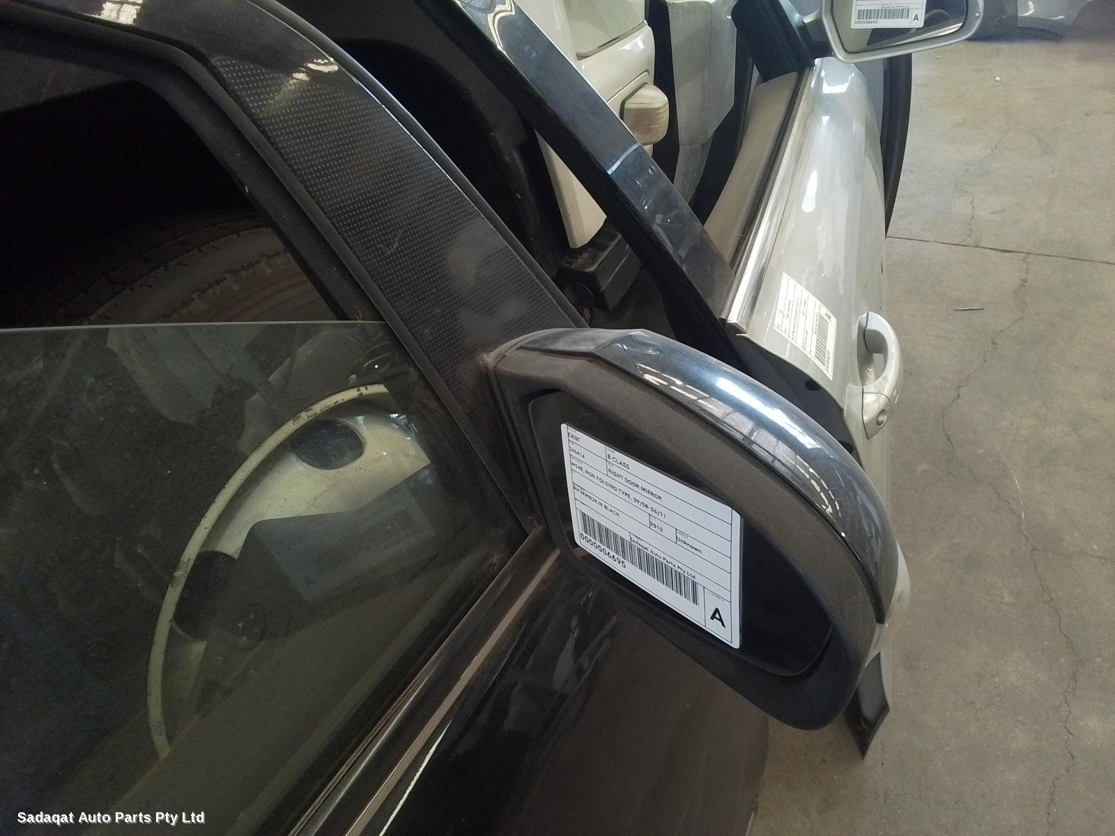 Mercedes B Class Right Door Mirror