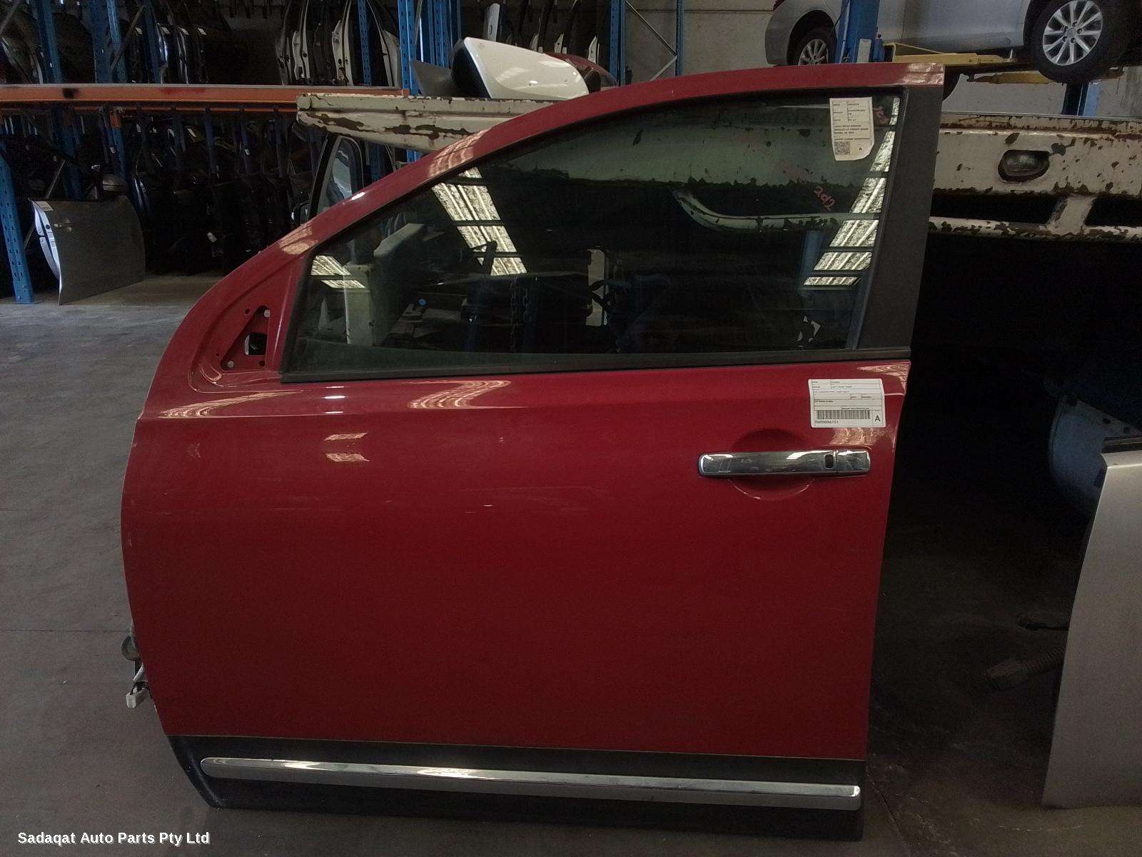 Nissan Dualis Left Front Door