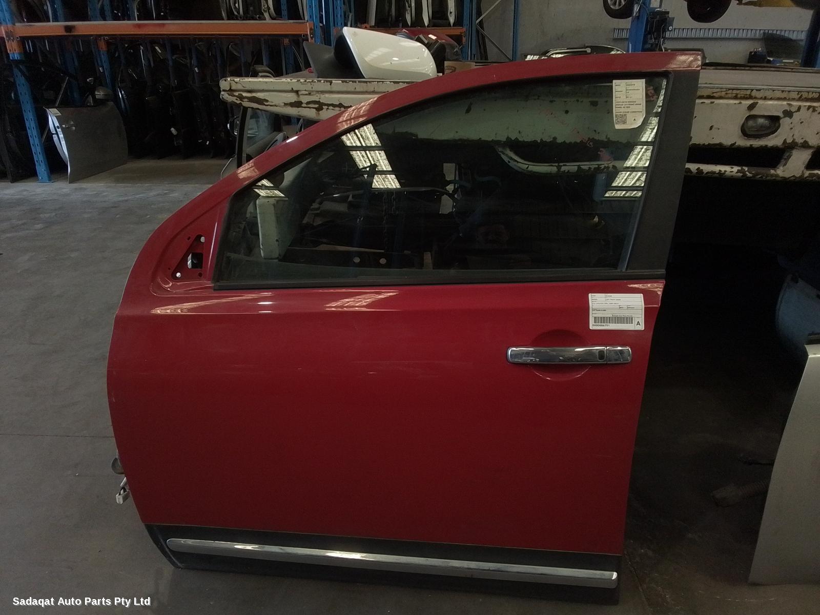 Nissan Dualis Left Front Door