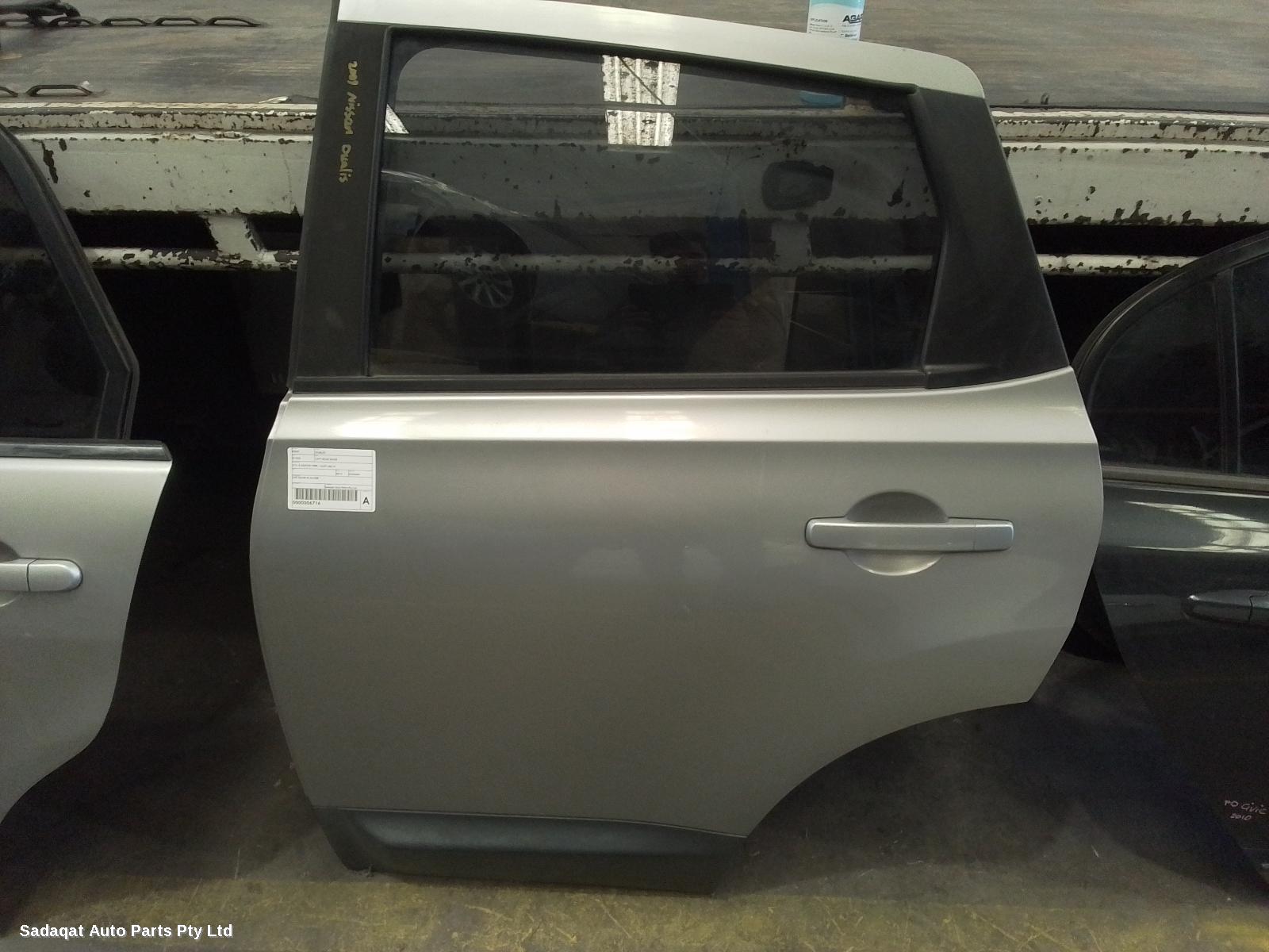 Nissan Dualis Left Rear Door/sliding