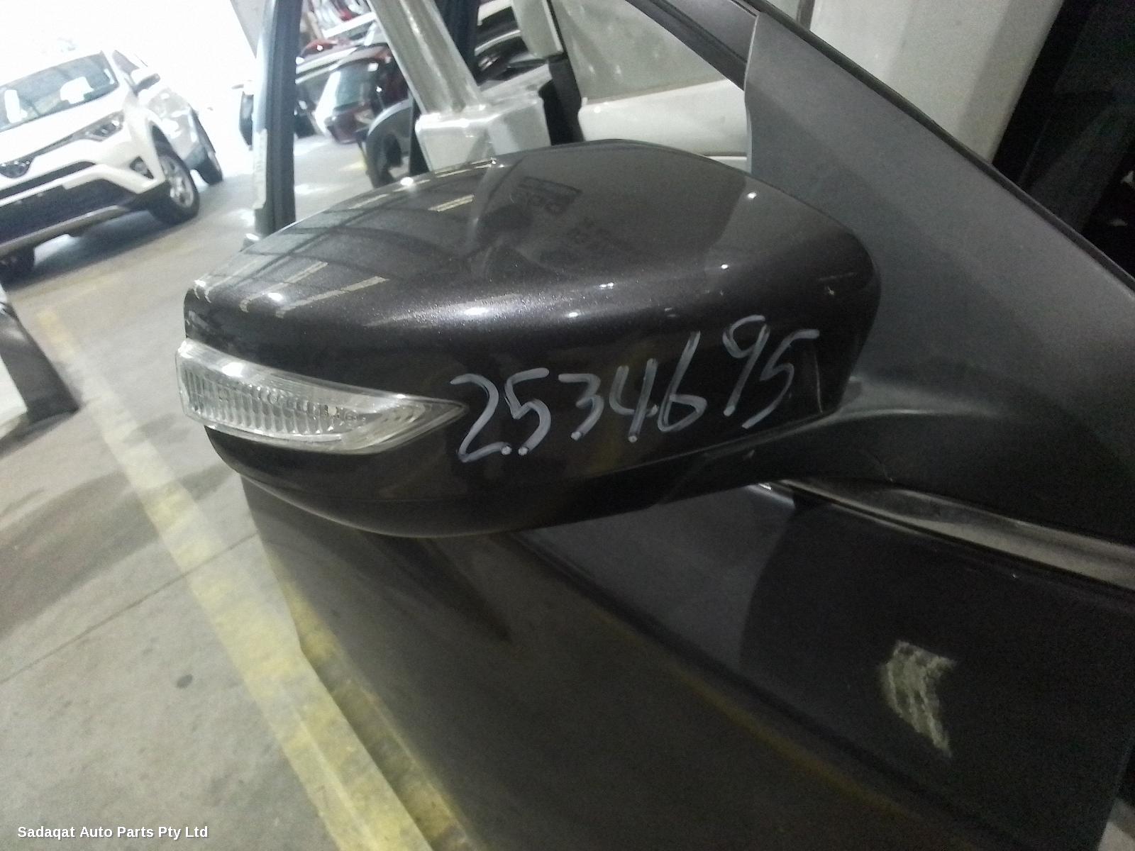 Nissan Pulsar Right Door Mirror