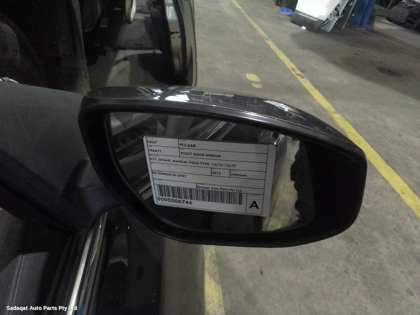 Nissan Pulsar Right Door Mirror