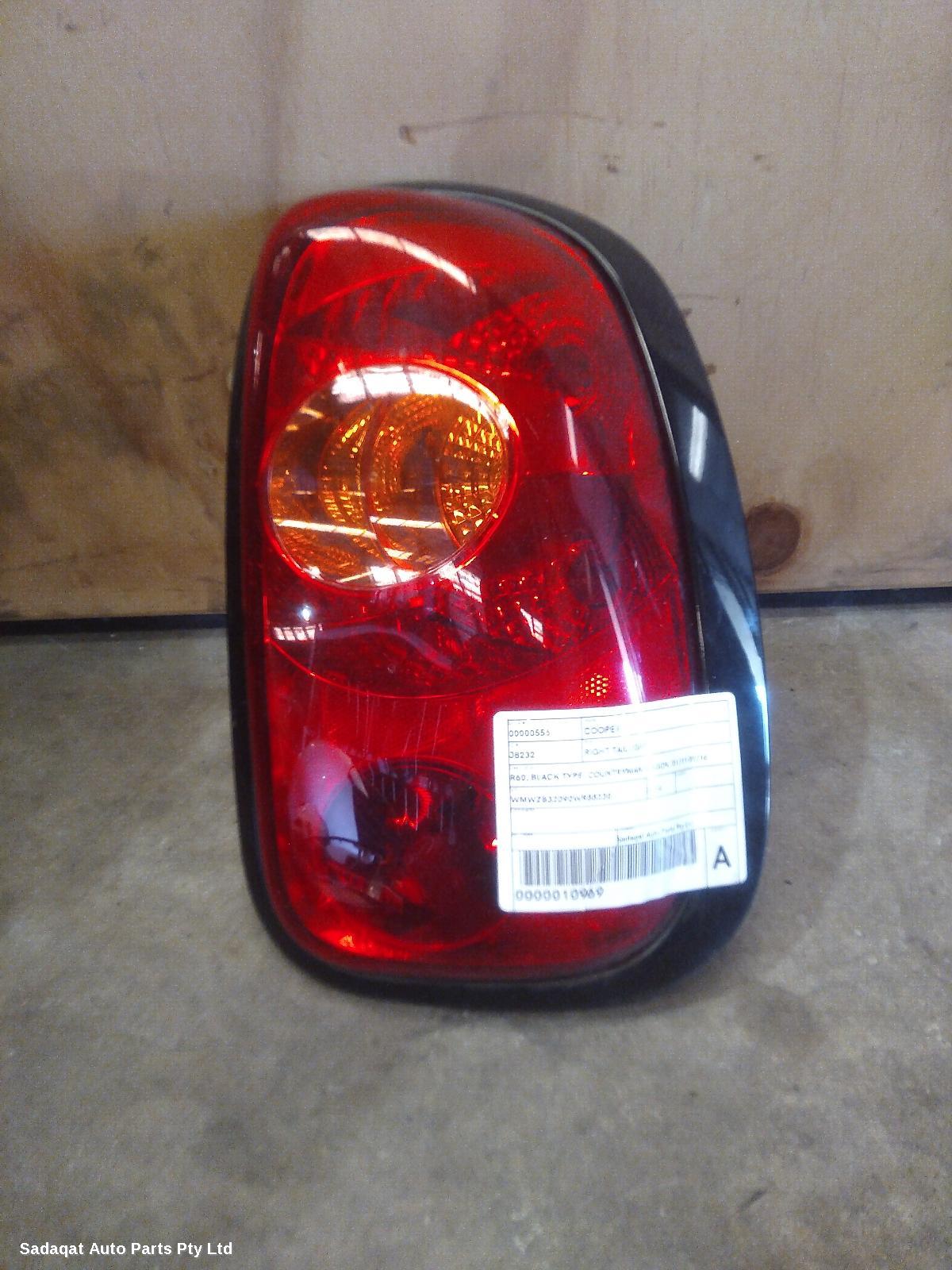 Mini Cooper Right Taillight
