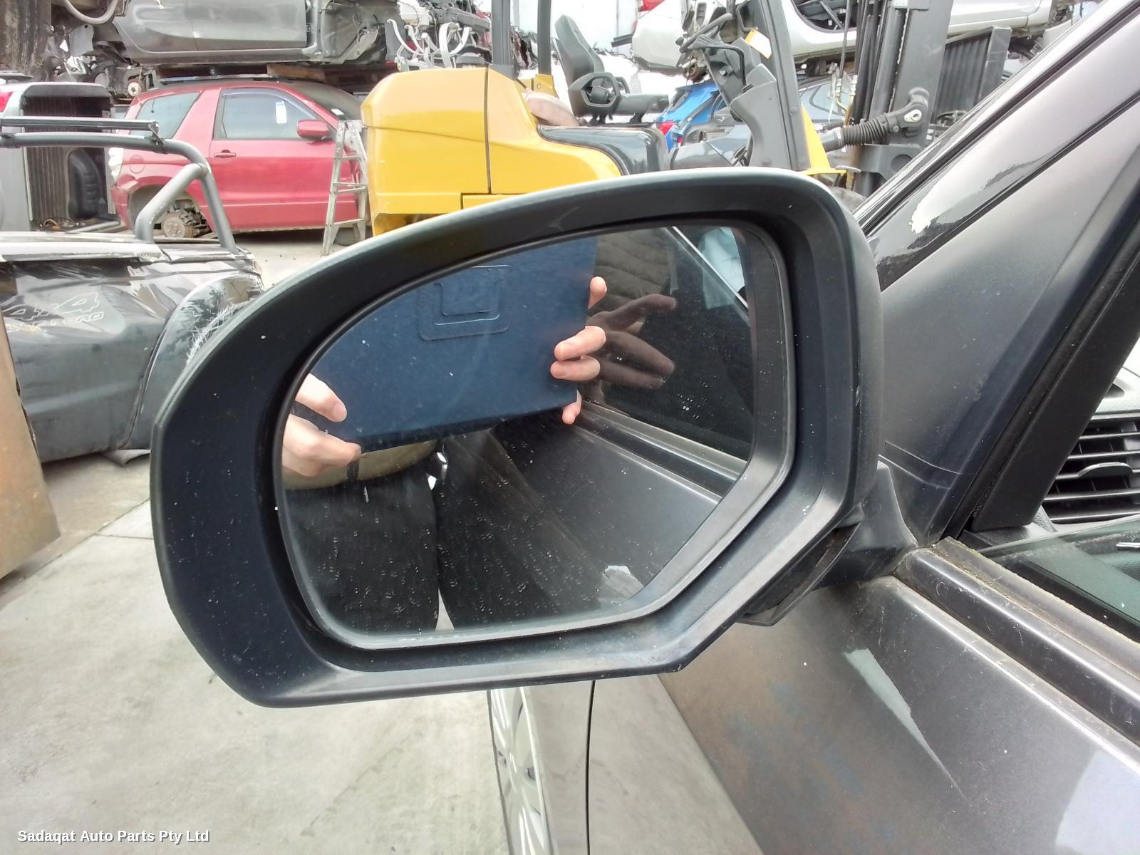 Suzuki Swift Left Front Door