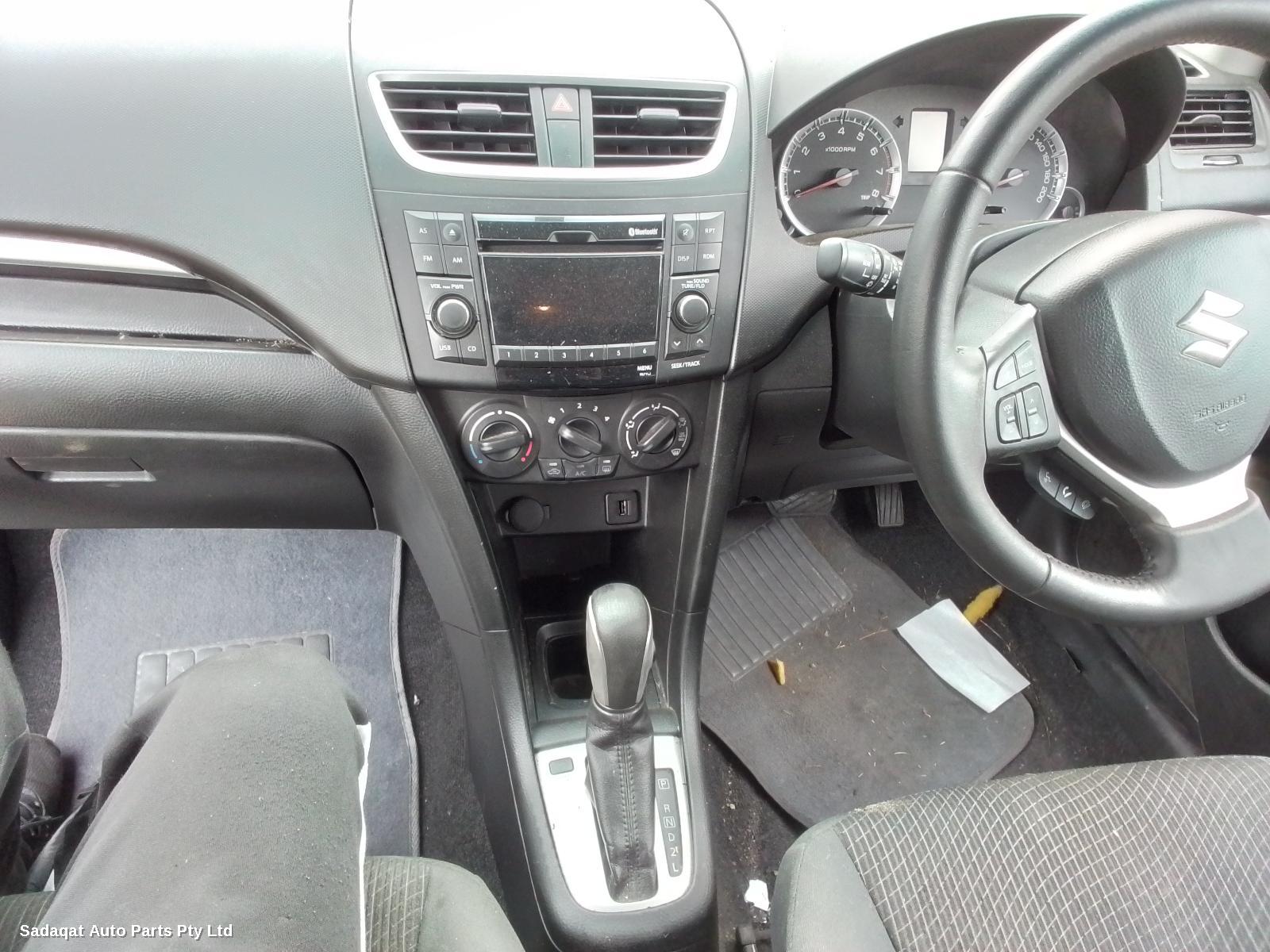 Suzuki Swift Left Front Door