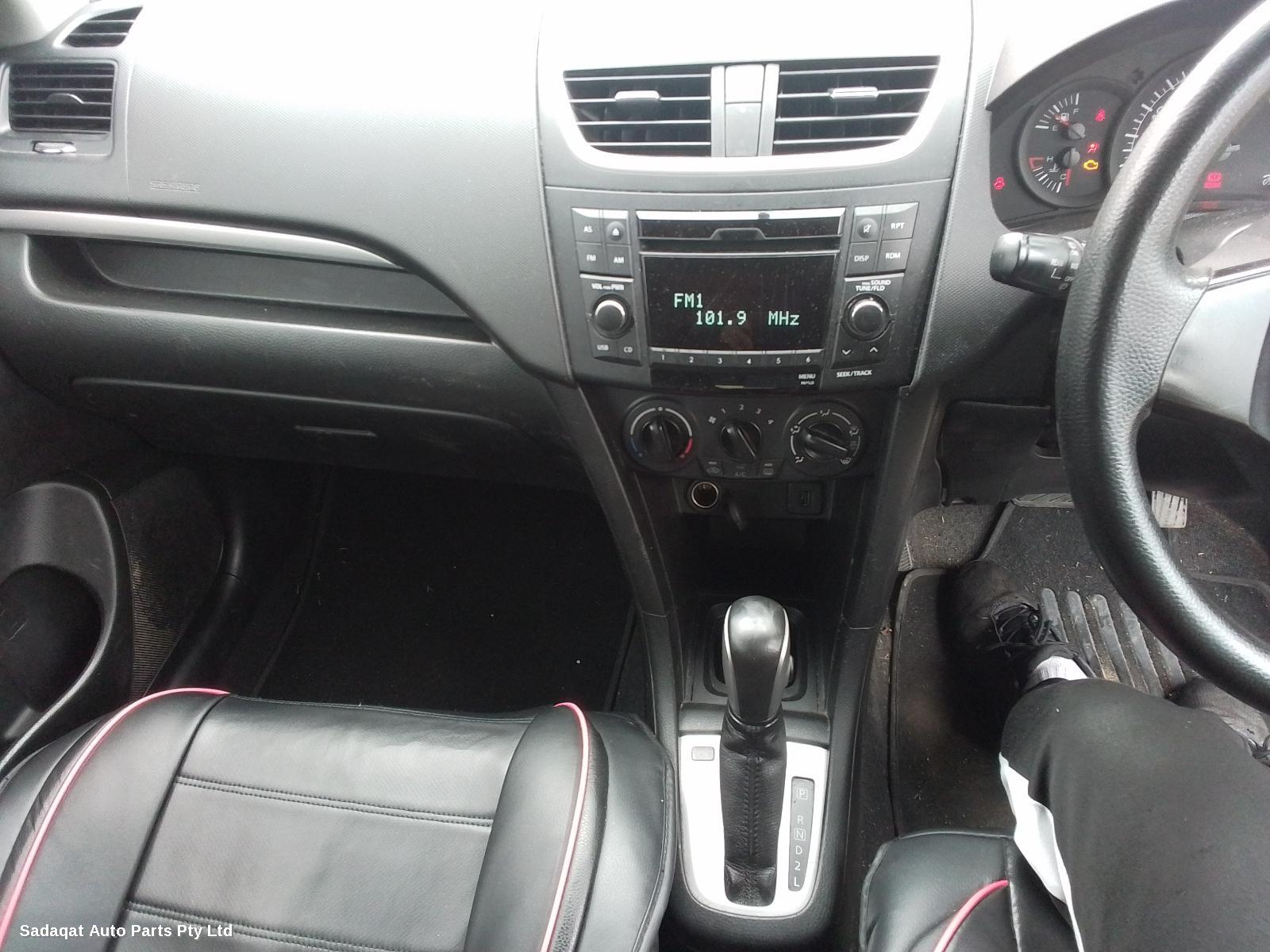 Suzuki Swift Left Guard