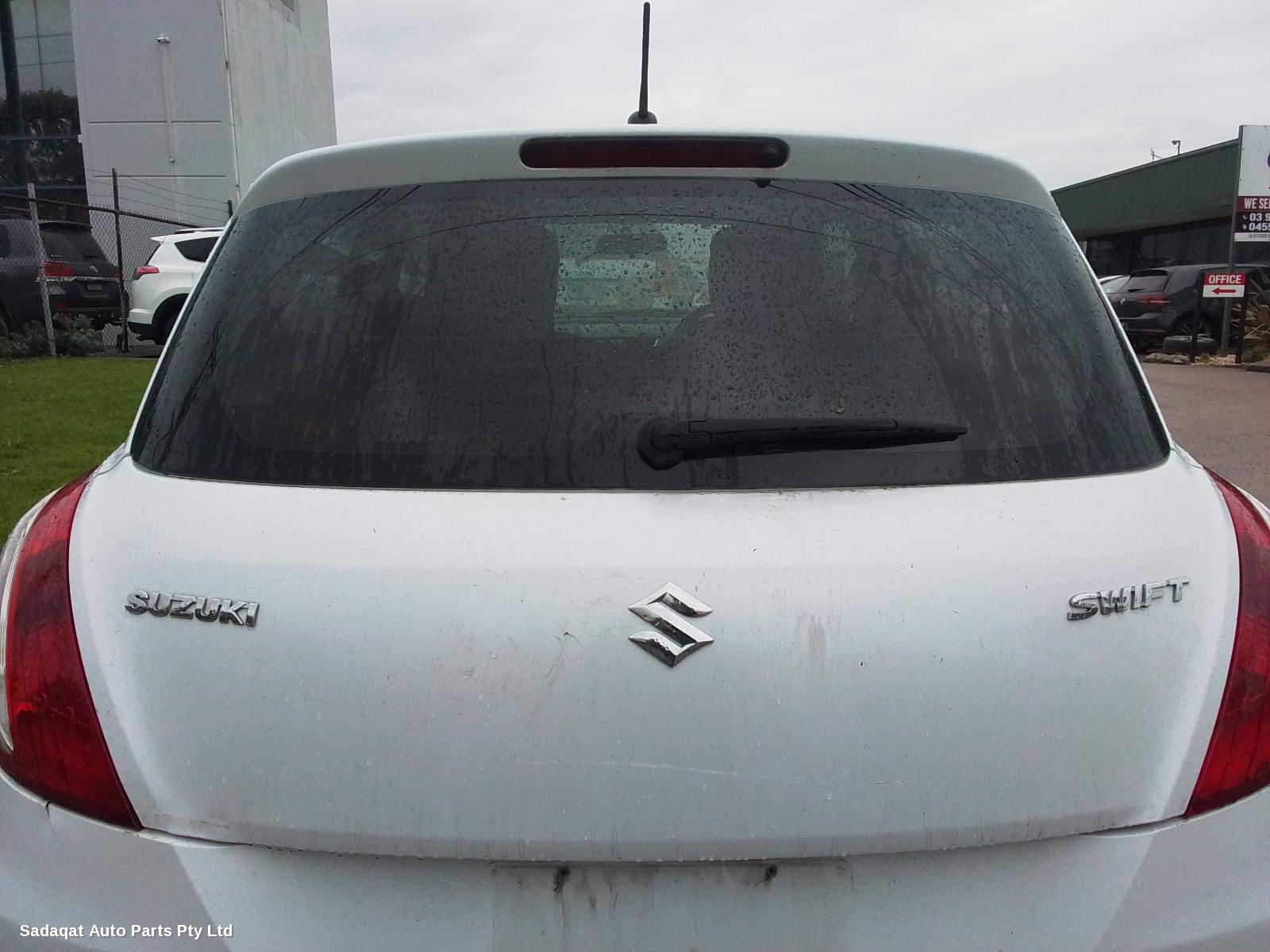 Suzuki Swift Left Guard