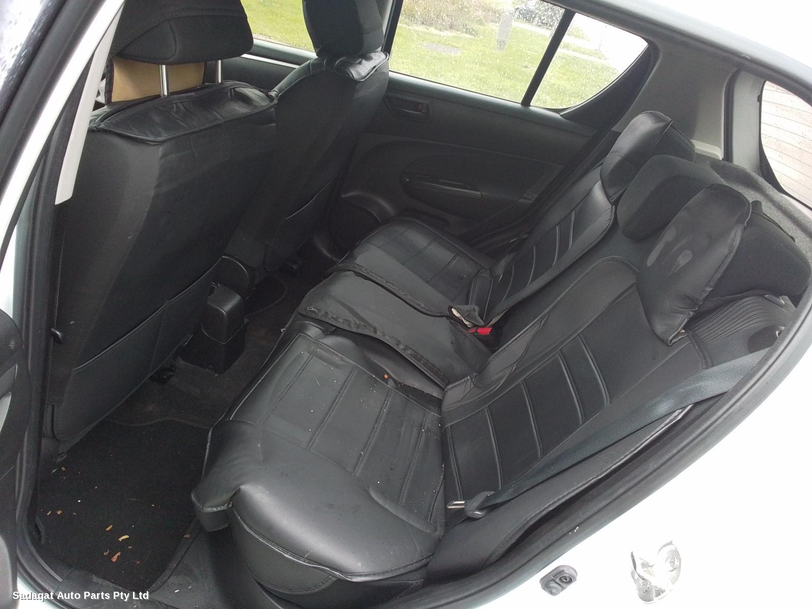 Suzuki Swift Left Guard