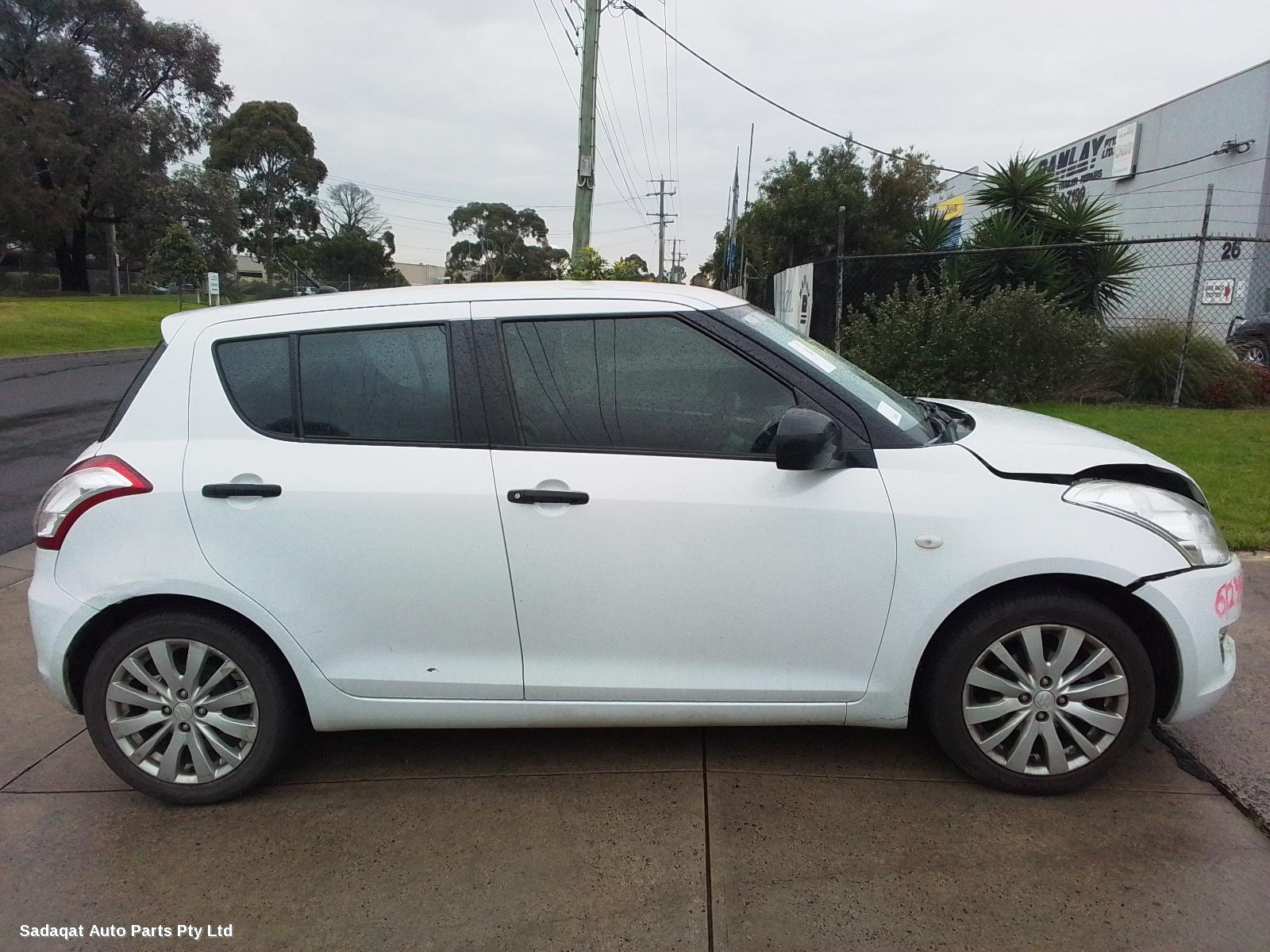 Suzuki Swift Left Guard