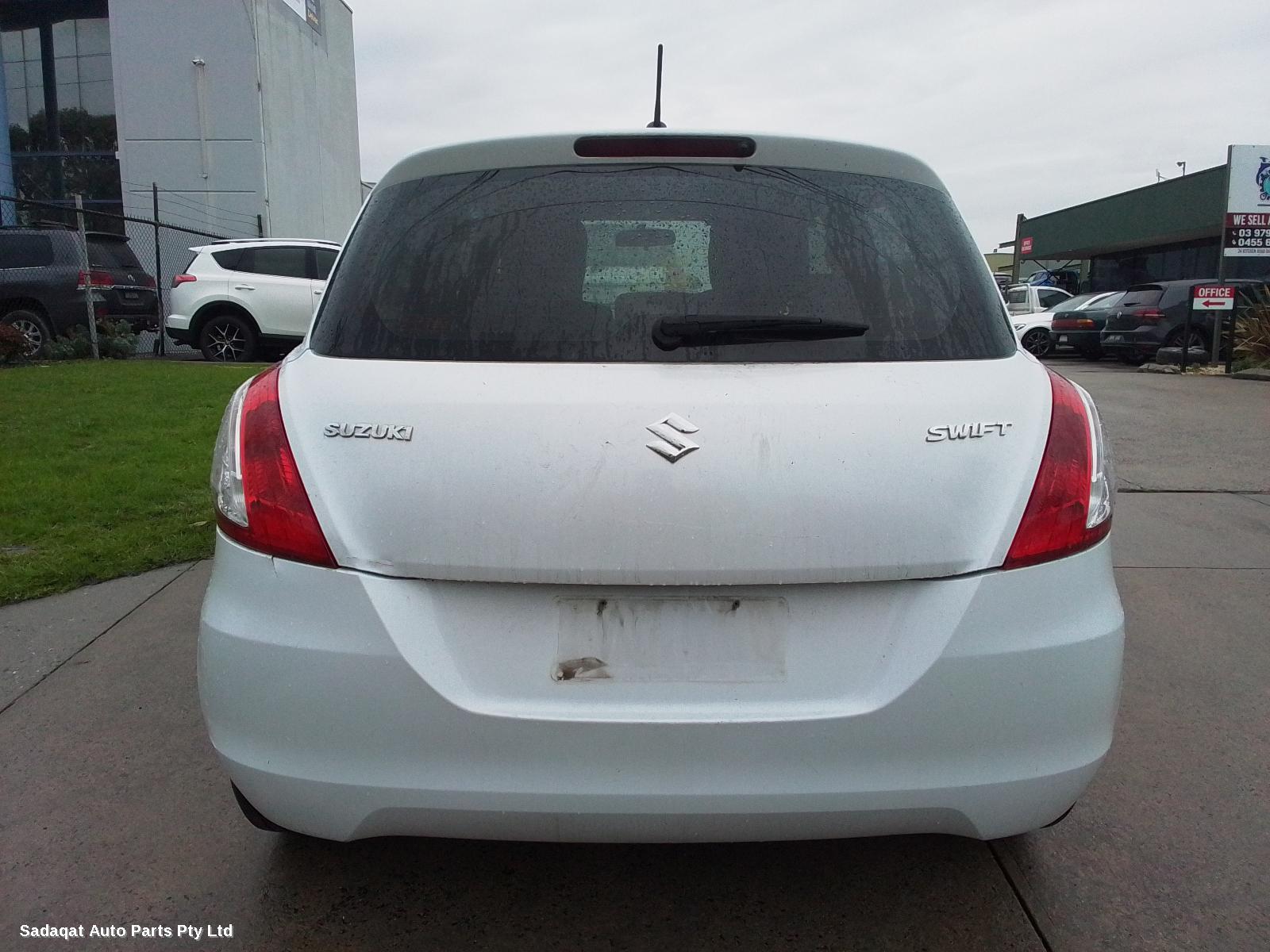 Suzuki Swift Left Guard