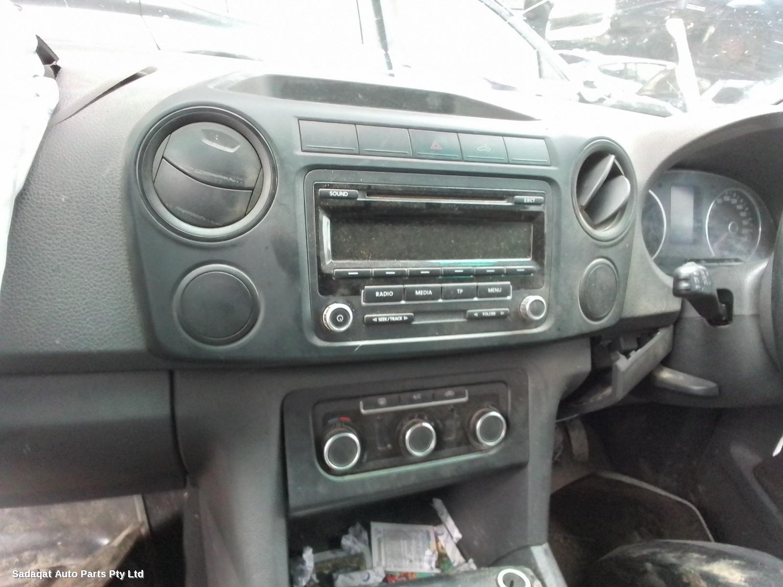 Volkswagen Amarok Left Rear Door/sliding